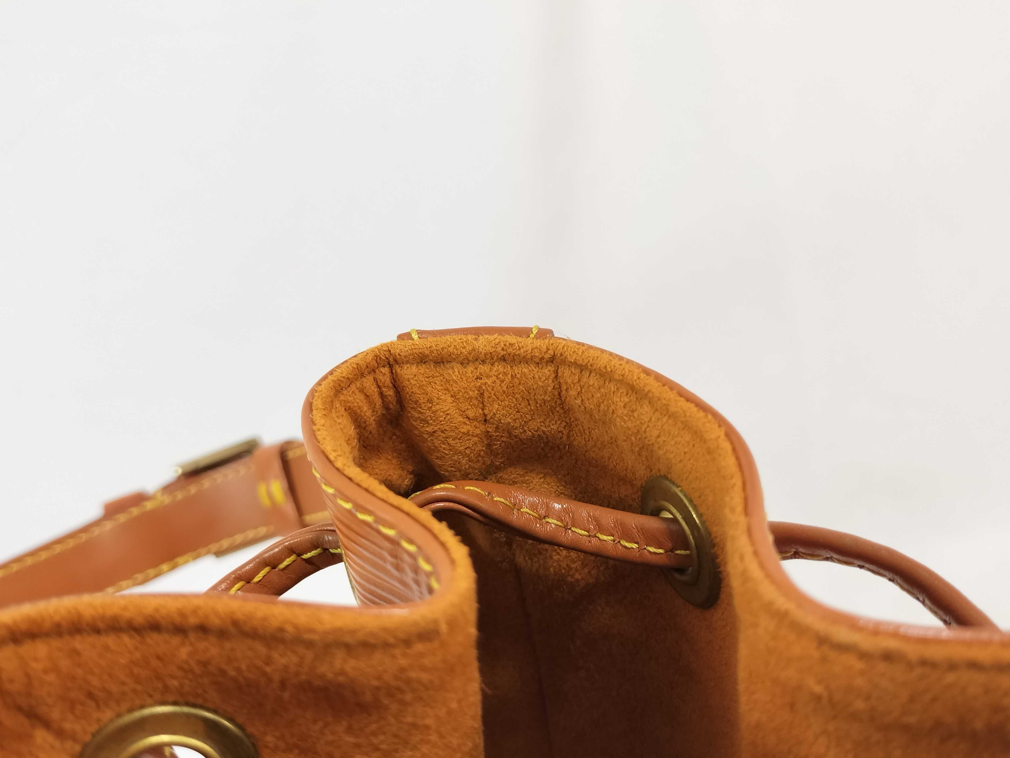 Epi Leather Petit Noé AR1924 Shoulder Bag — view 8