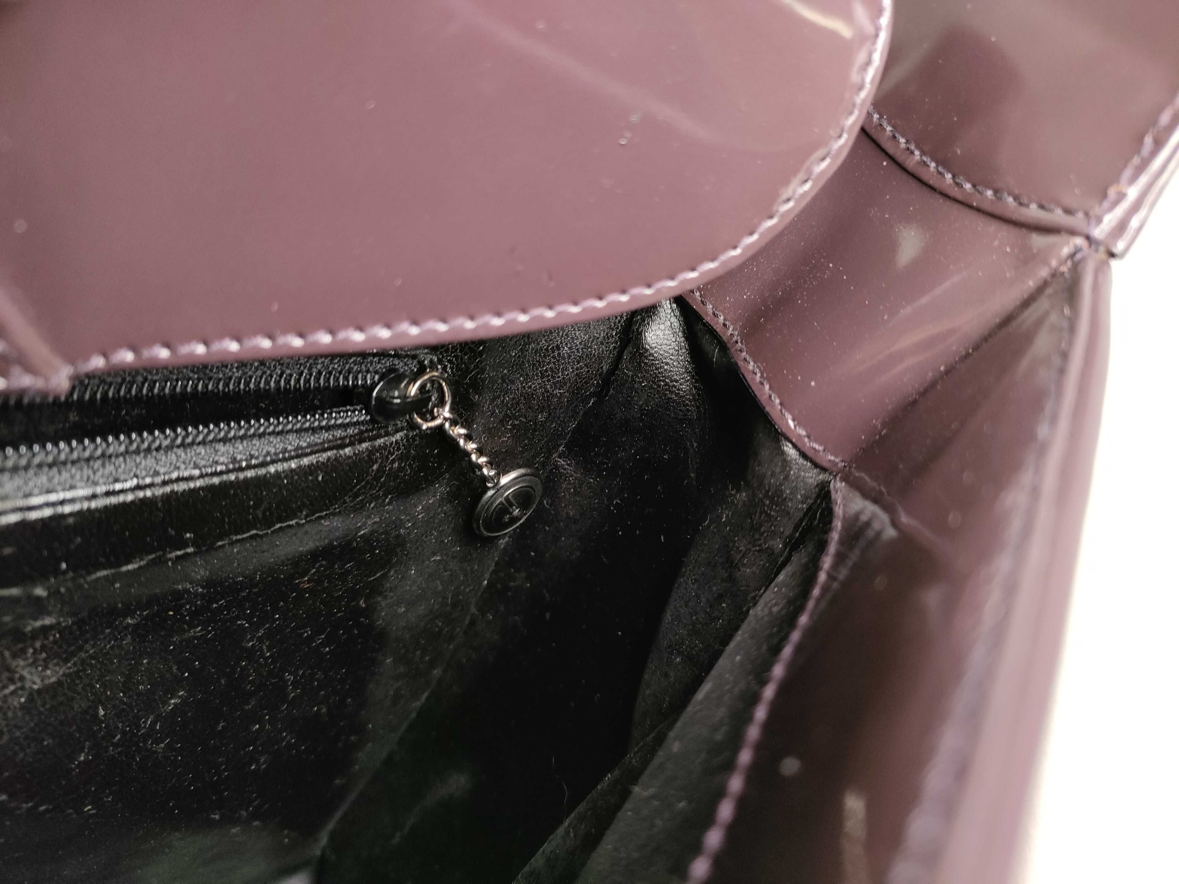 000 1186 0506 Shoulder Bag Interlocking G Patent Leather Brown Shoulder Bag — view 9