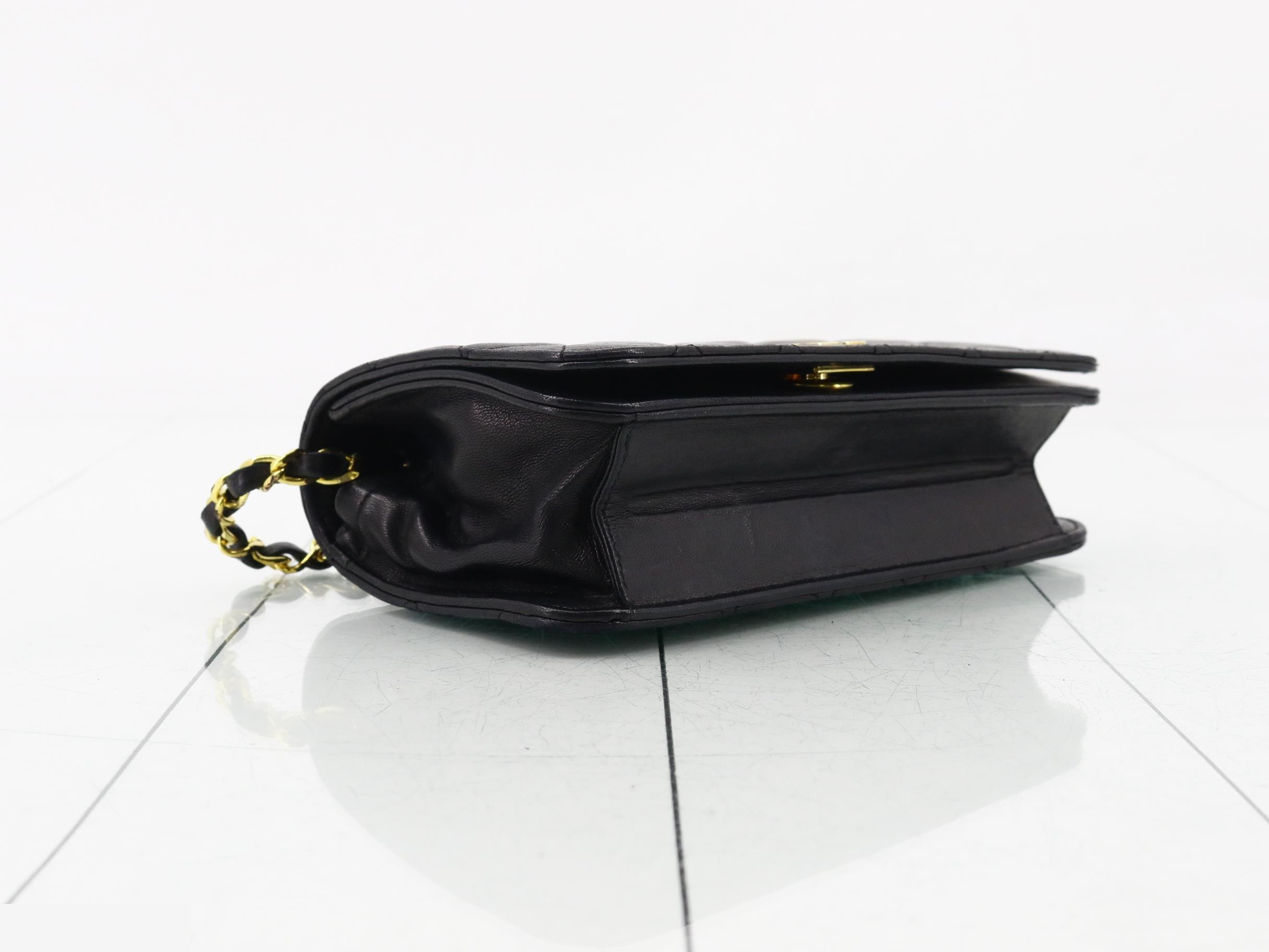 Matelassé Push-Lock Chain Shoulder Bag — view 5