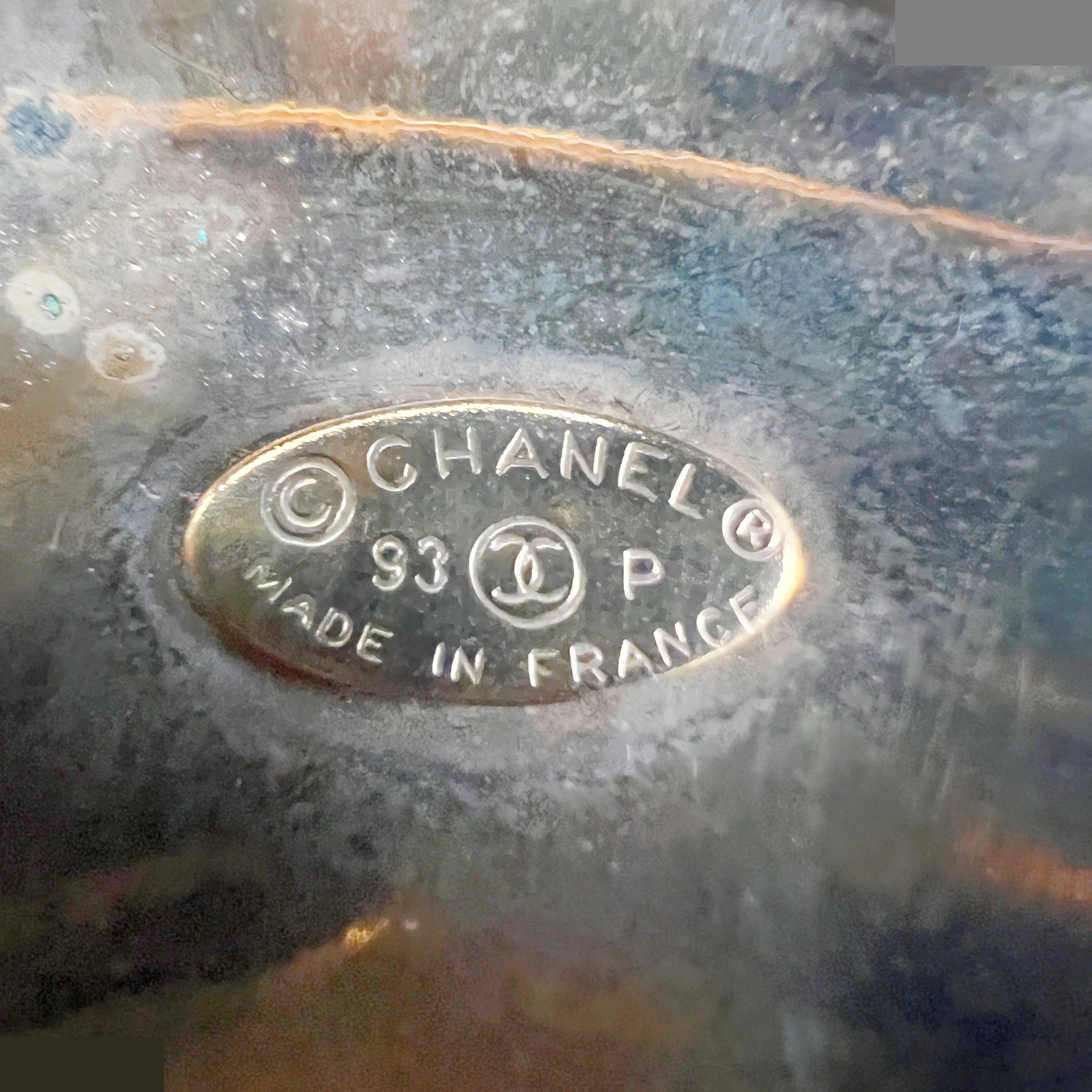 93P Large Heart Brooch — view 3