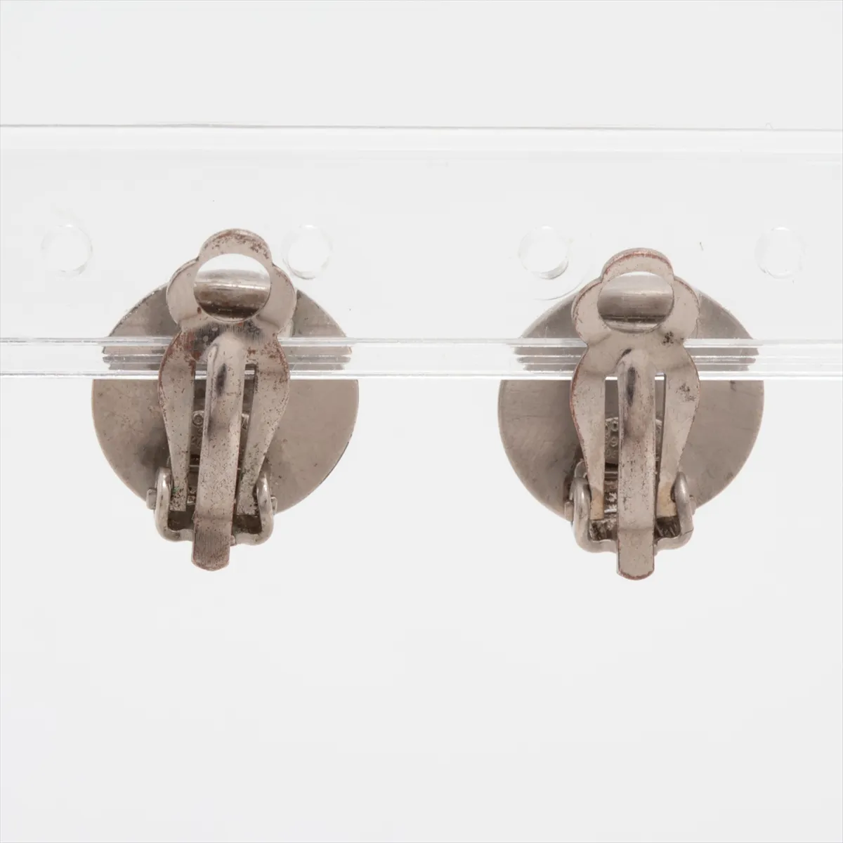 Cocomark 99A earrings (for both ears) Metal Gold x Silver — view 2