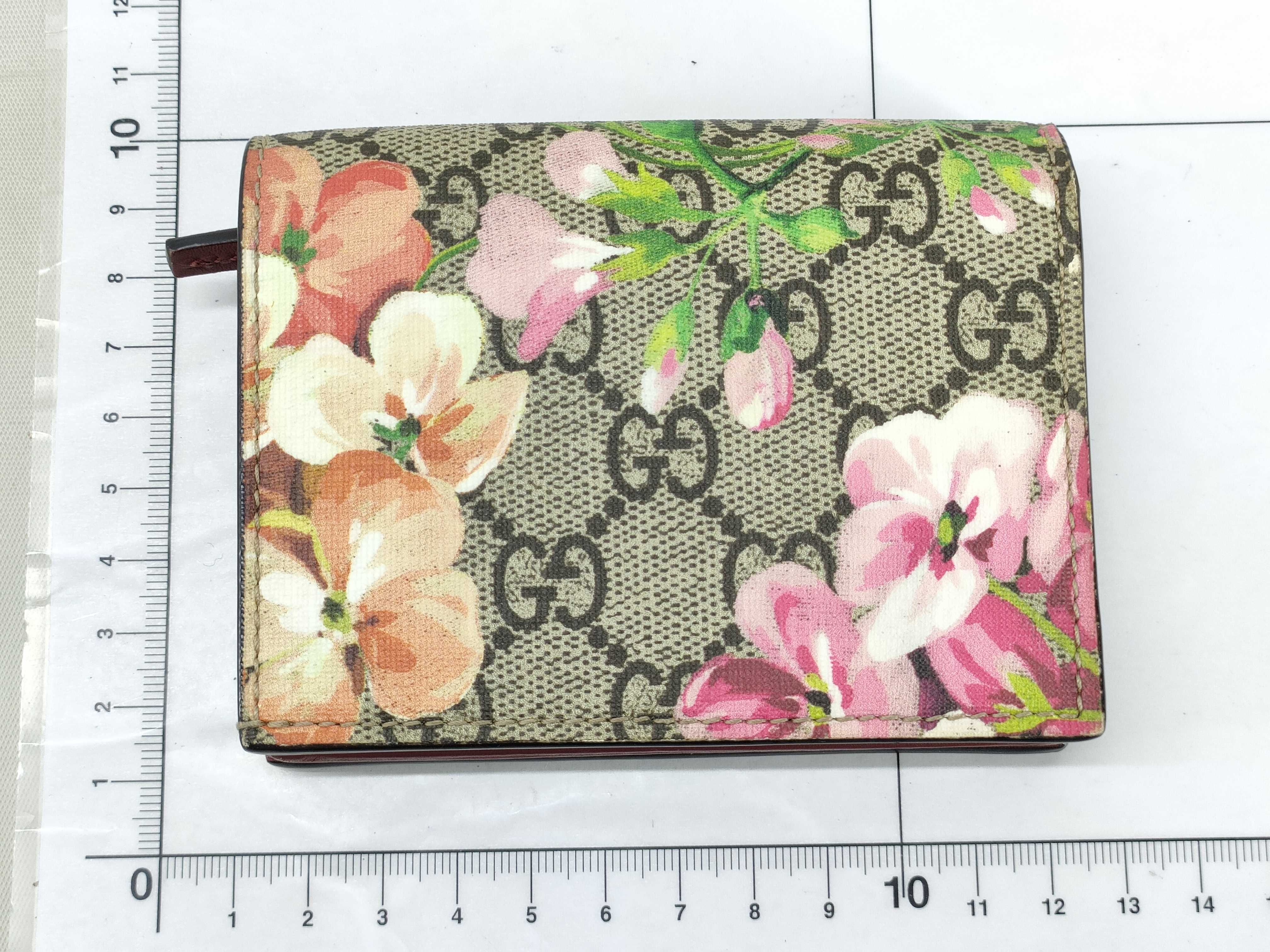 GG Supreme Gucci GG Blooms Compact Wallet — view 2