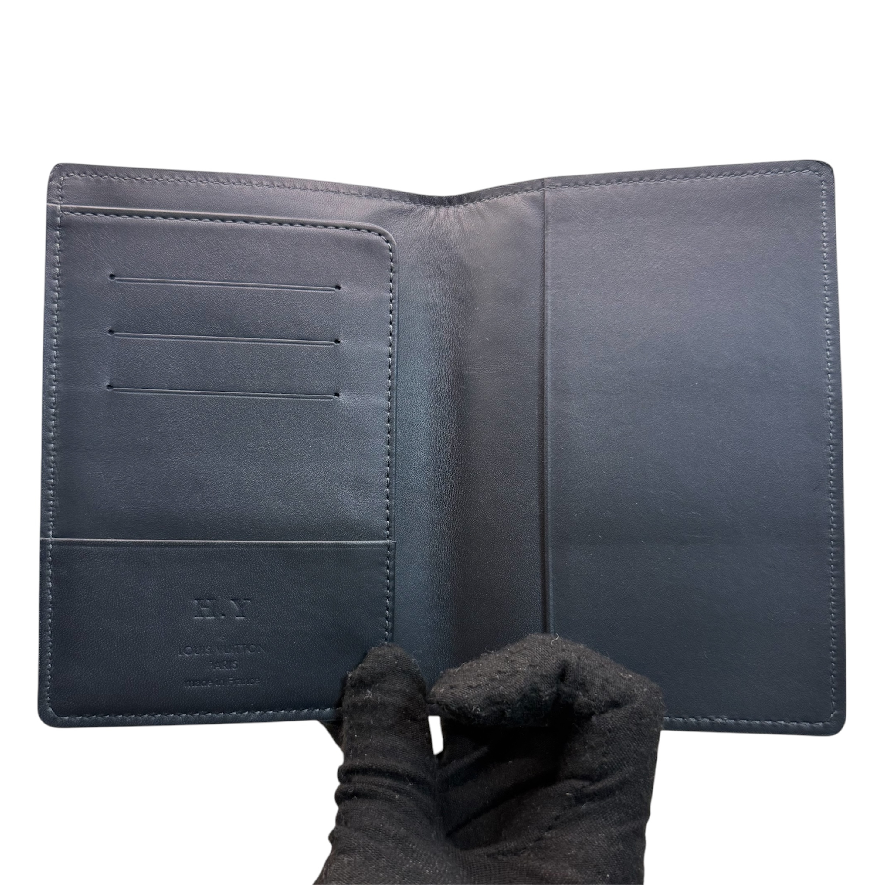 Nomade Couverture Passport Card Case — view 5