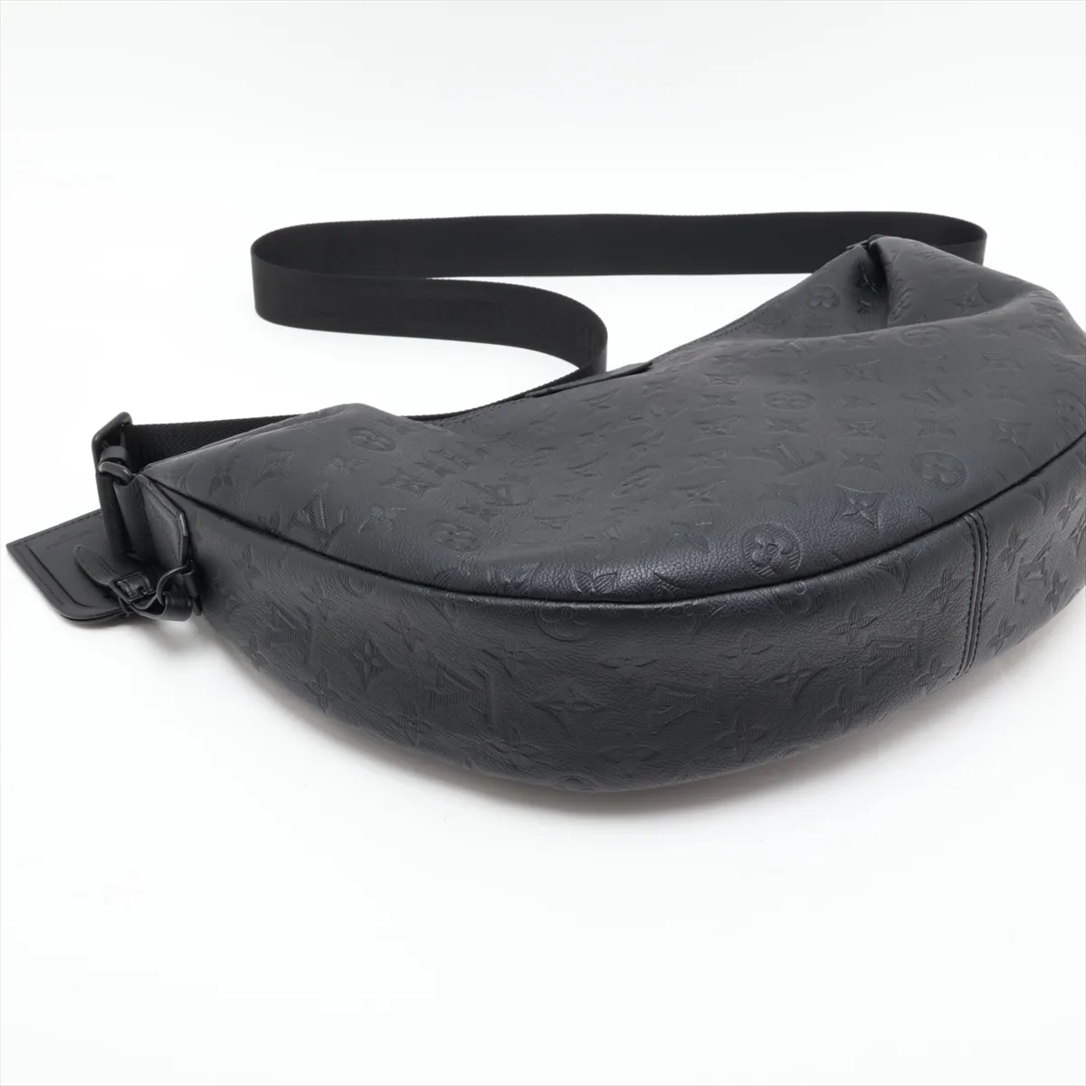 Monogram Shadow Hobo Hammock M12850 Black (RFID detected) — view 4