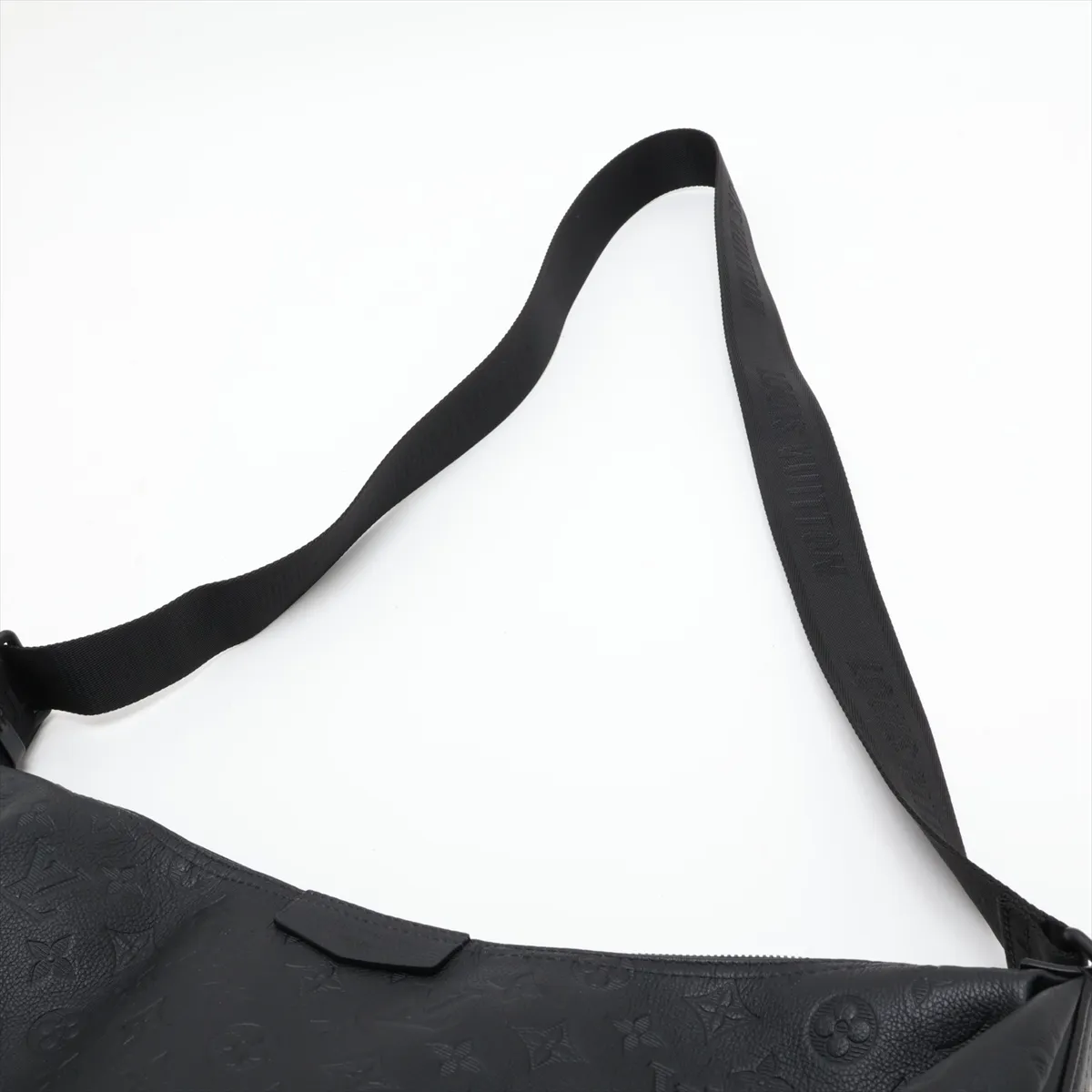 Monogram Shadow Hobo Hammock M12850 Black (RFID detected) — view 5