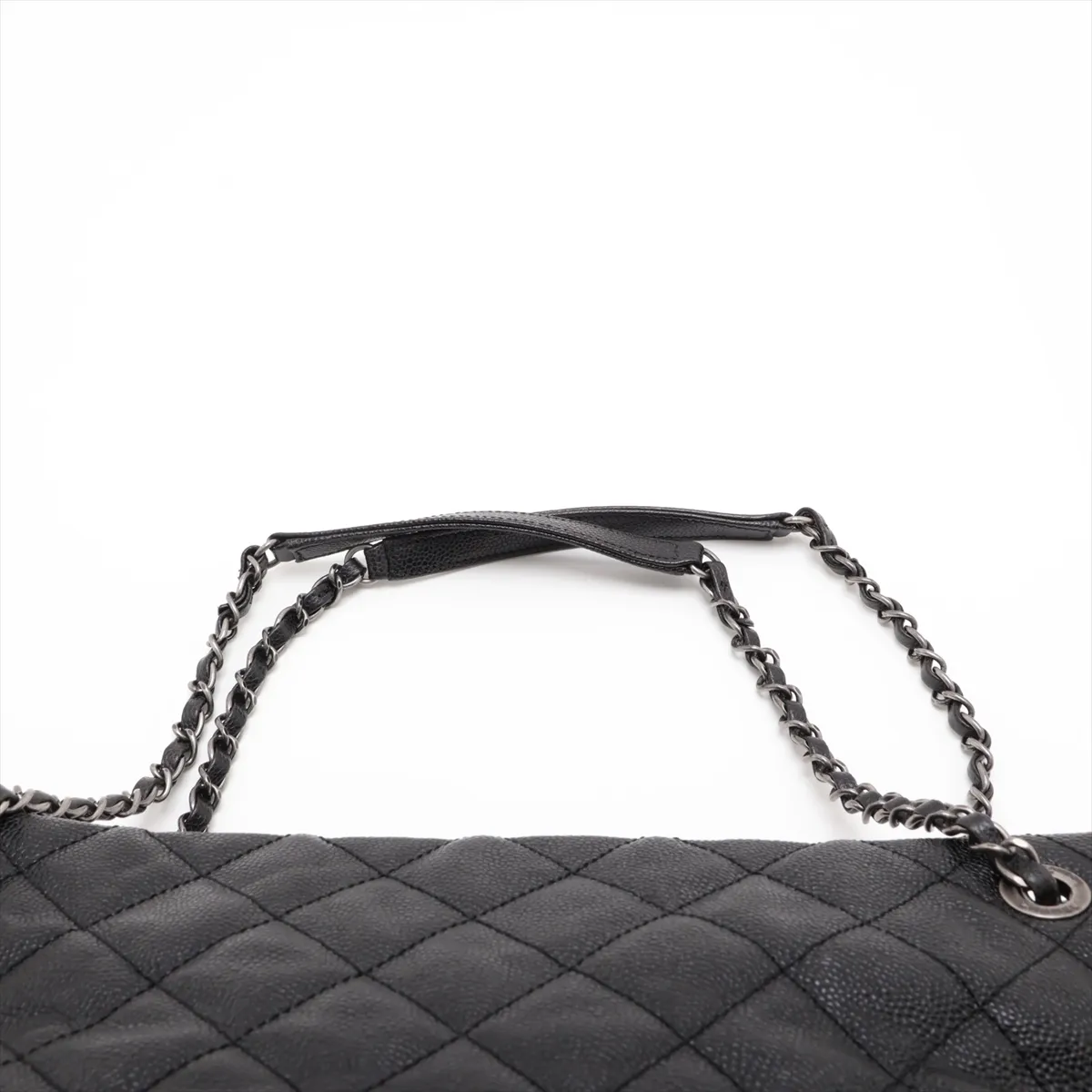 Matelassé Caviar Skin Chain Tote Bag, Black with Gunmetal Hardware, Item No. 17099238, Series 17 — view 6