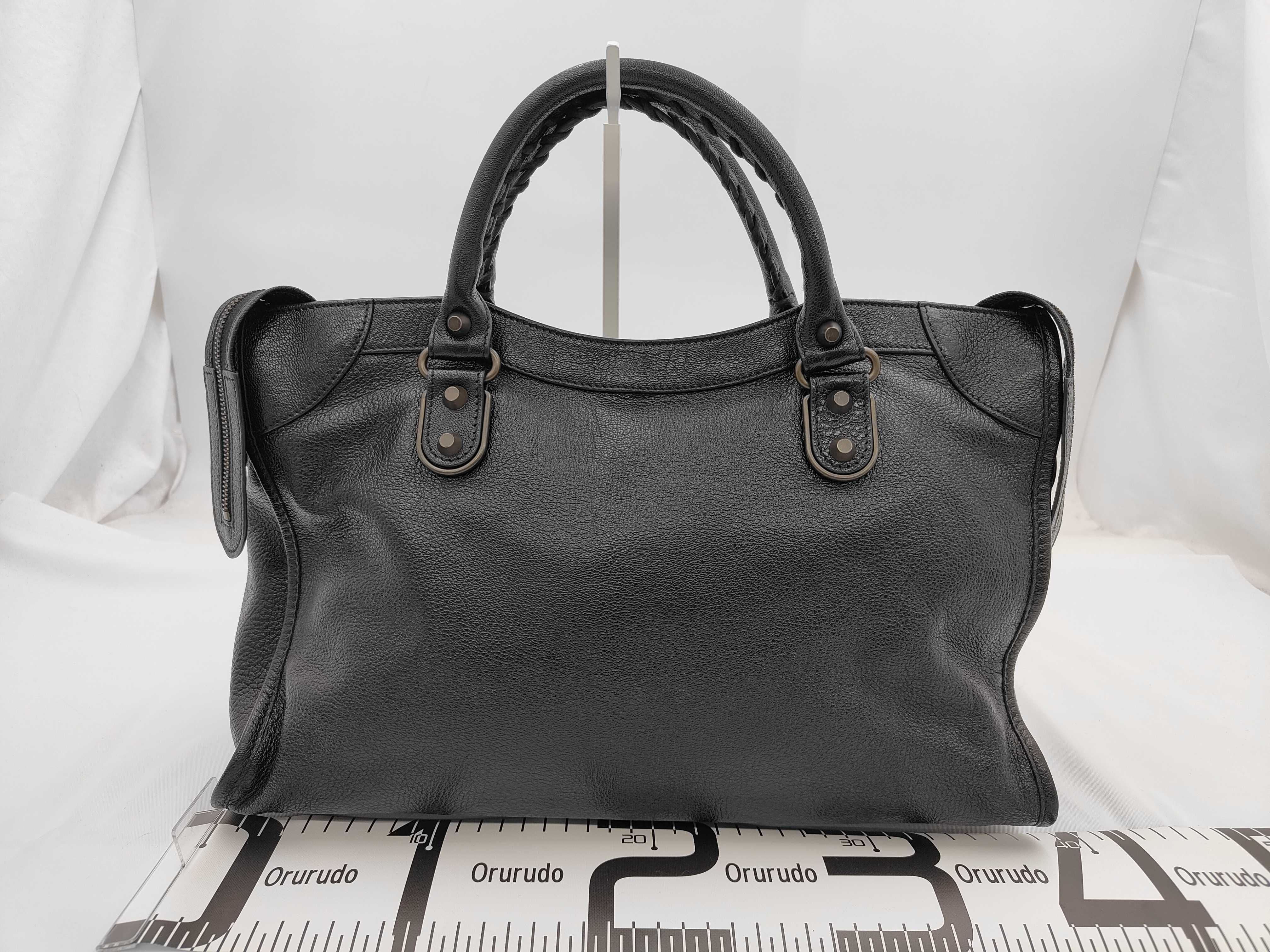 Classic Metal Edge City 2-way Shoulder Bag, Black Handbag — view 2