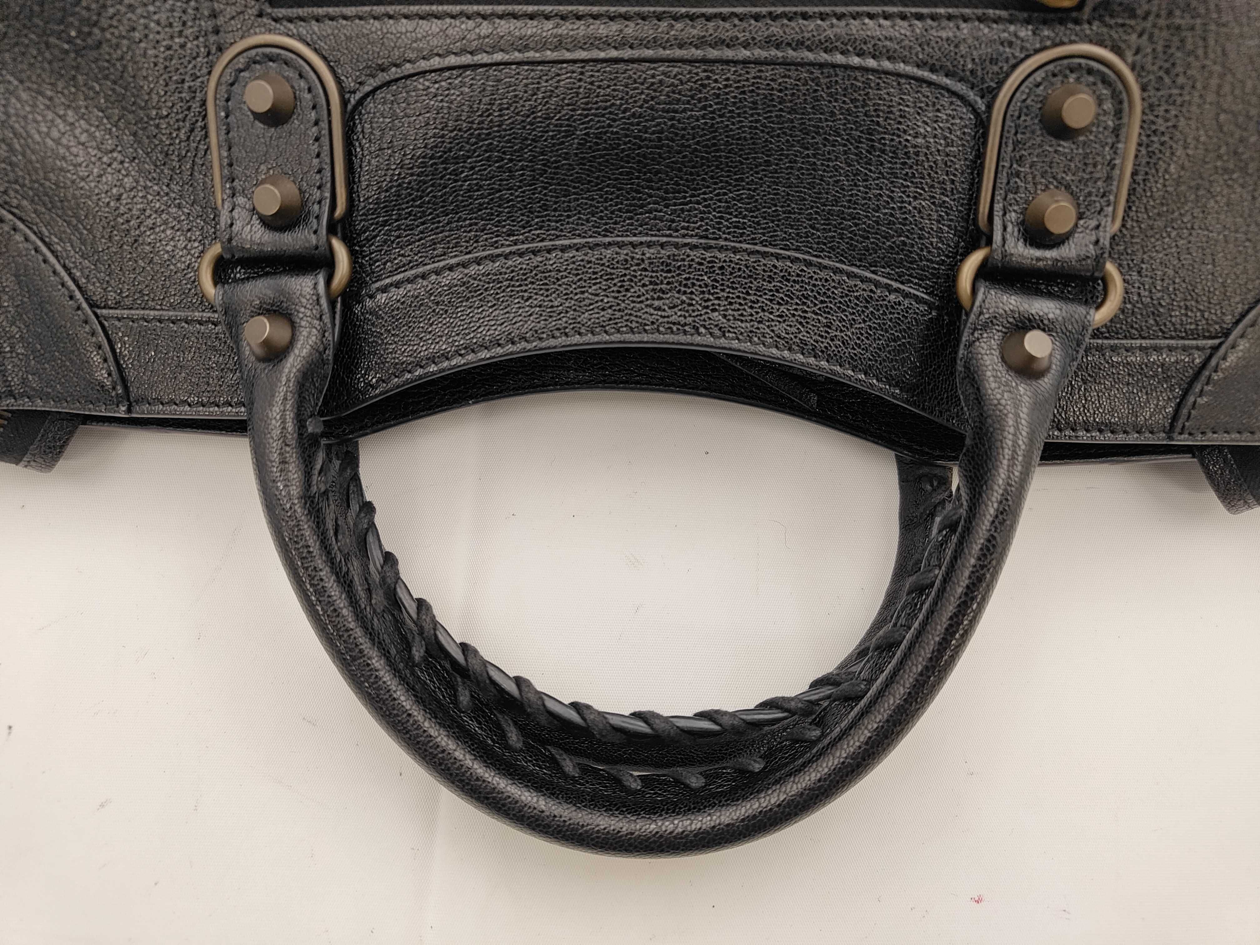 Classic Metal Edge City 2-way Shoulder Bag, Black Handbag — view 3