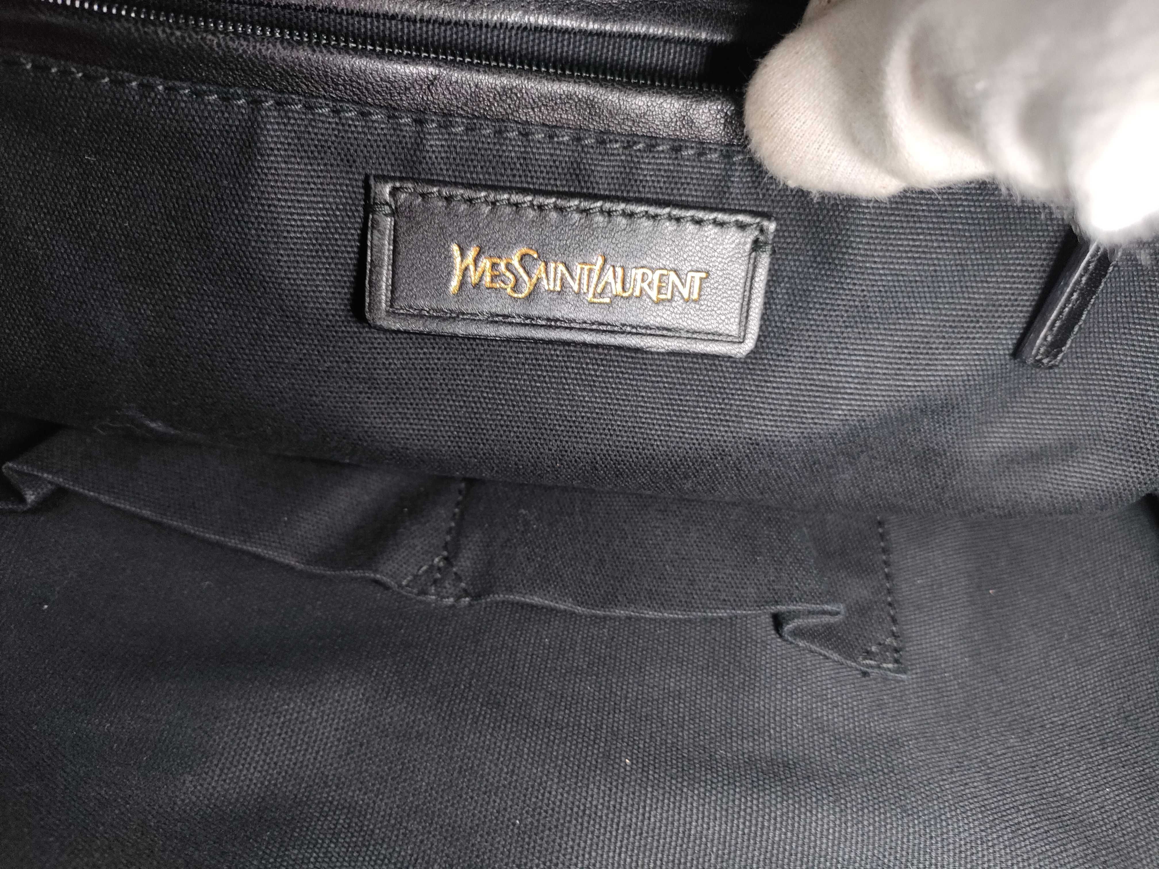 Easy Leather Embossed Gold Hardware Black Handbag Boston Bag with Dust Bag — view 14