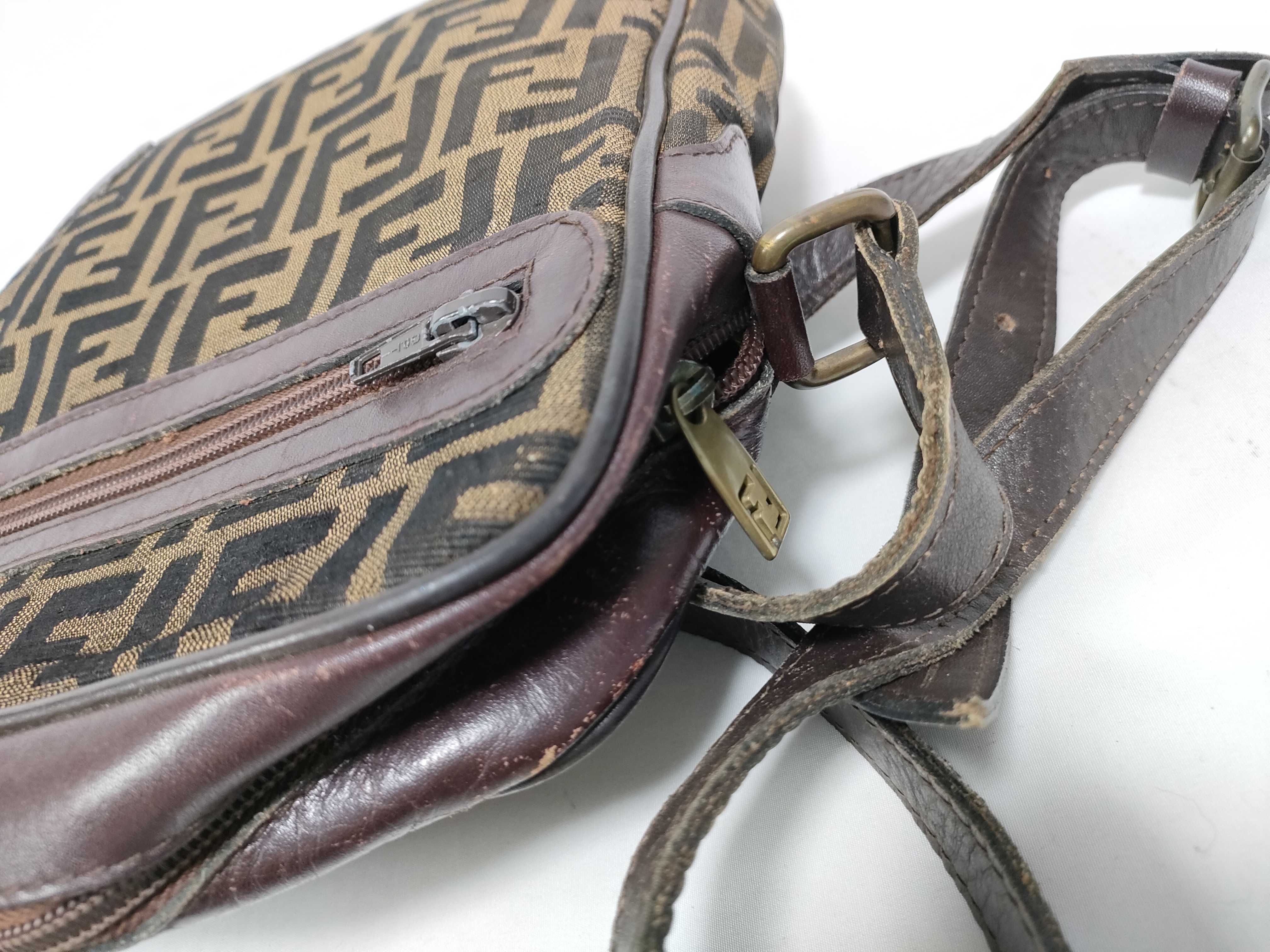 shoulder bag — view 11