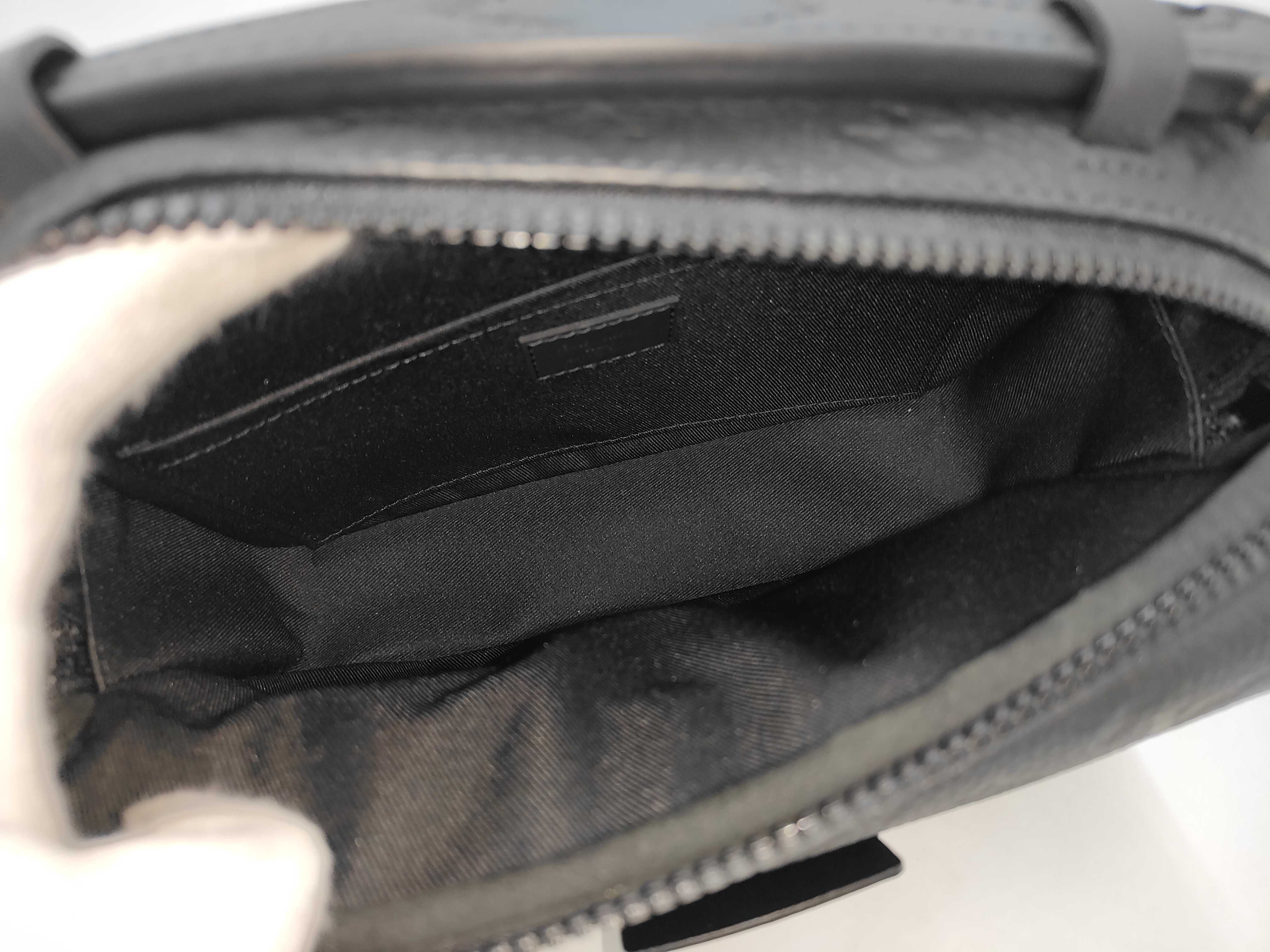 Taurillon Monogram S-Lock Messenger M58489 Shoulder Bag with Protective Seal — view 9