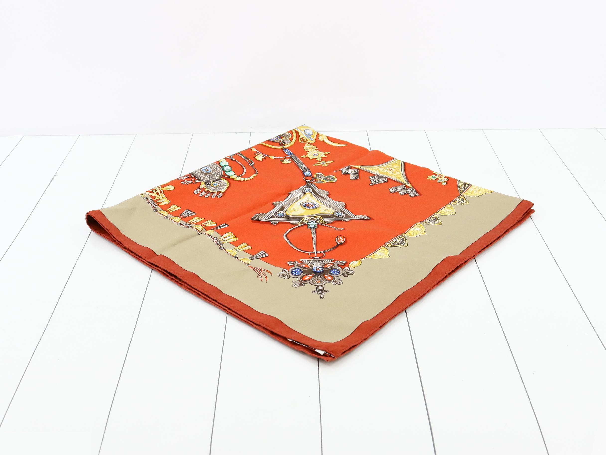 Carre 90, 100% Silk Scarf, Bordeaux x Red Tones — view 2