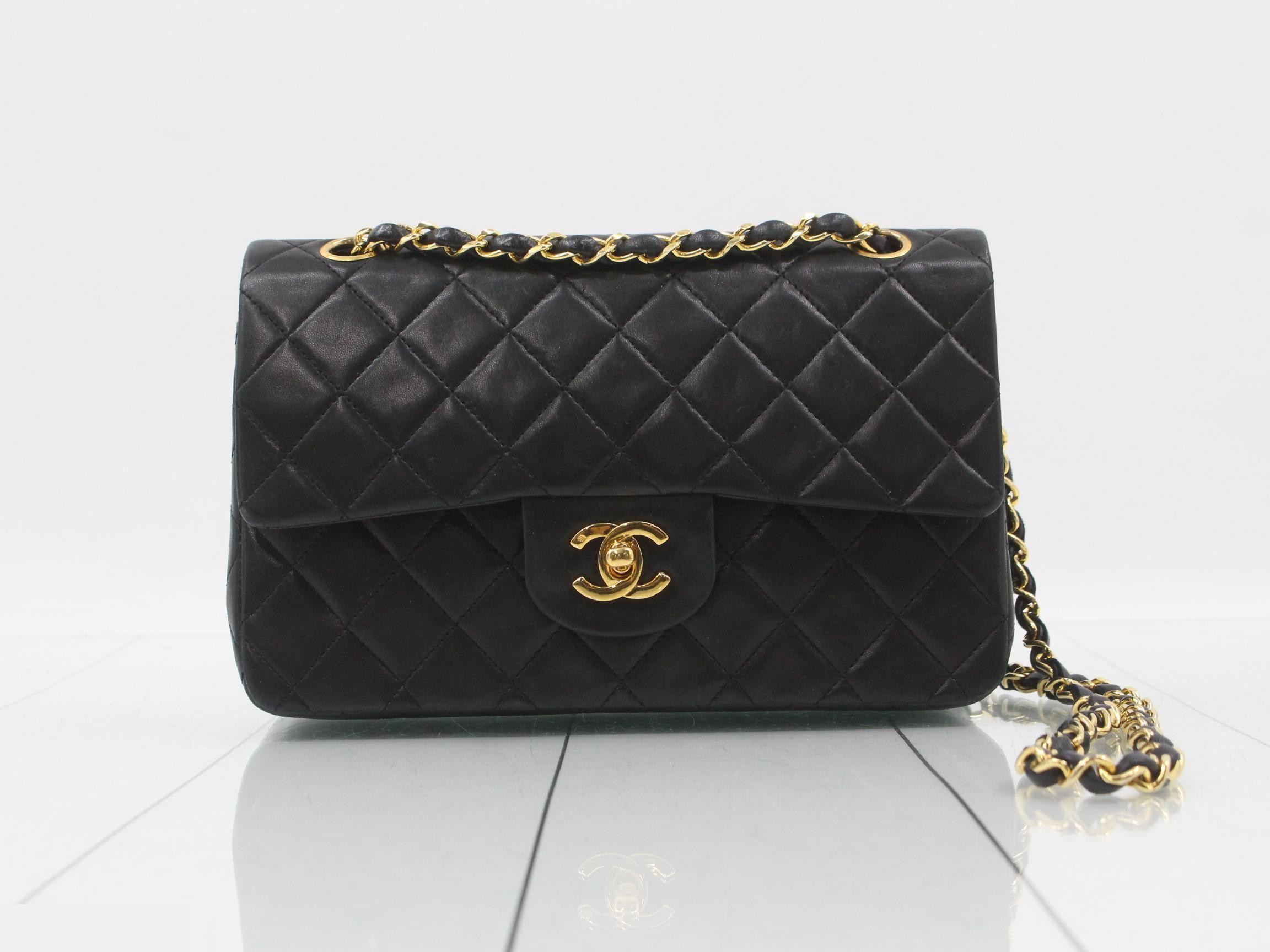 Matelassé Double Flap Chain Shoulder Bag