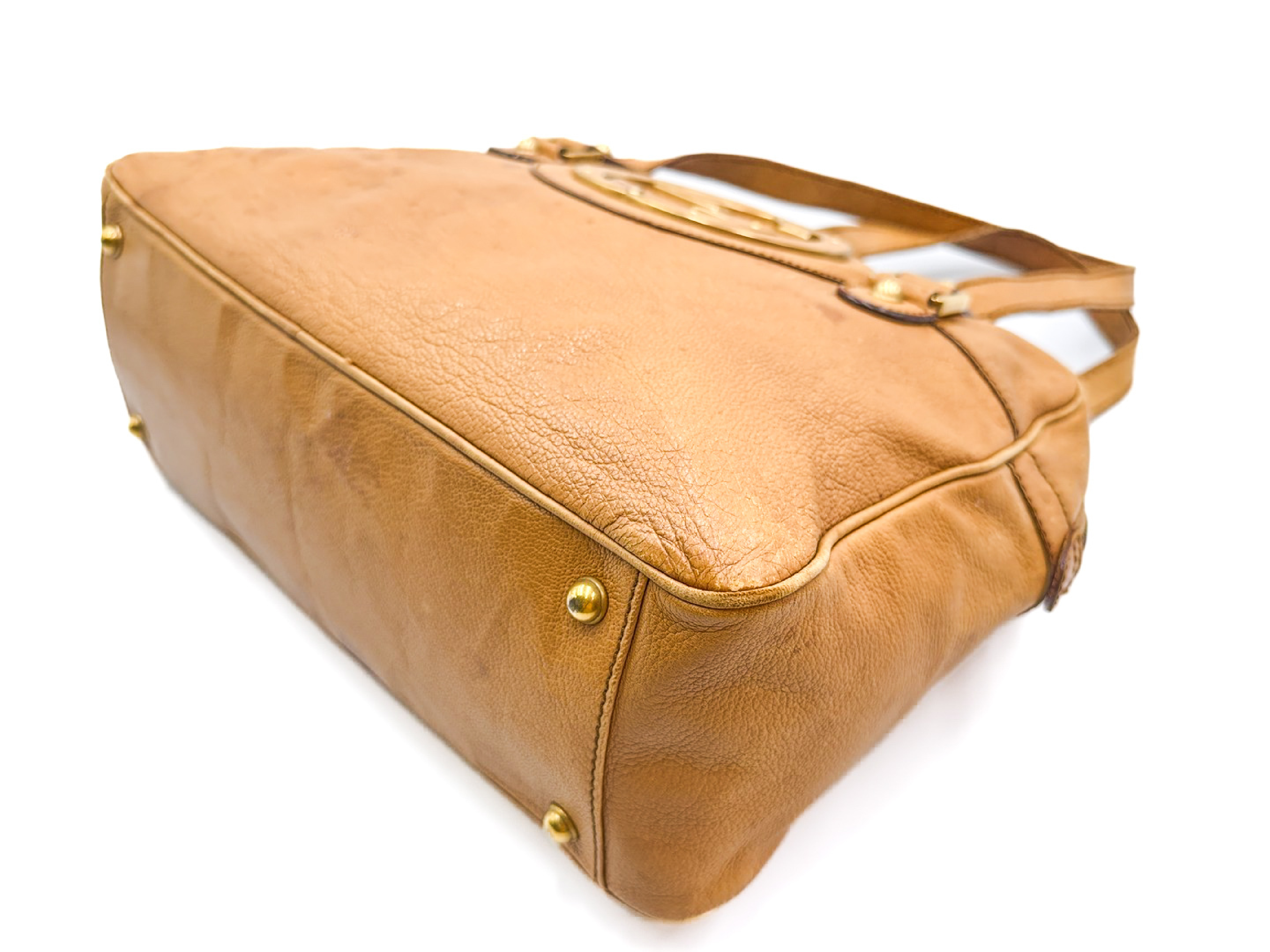 Interlocking GG Leather Tote Bag with Gold Hardware 121544 — view 6