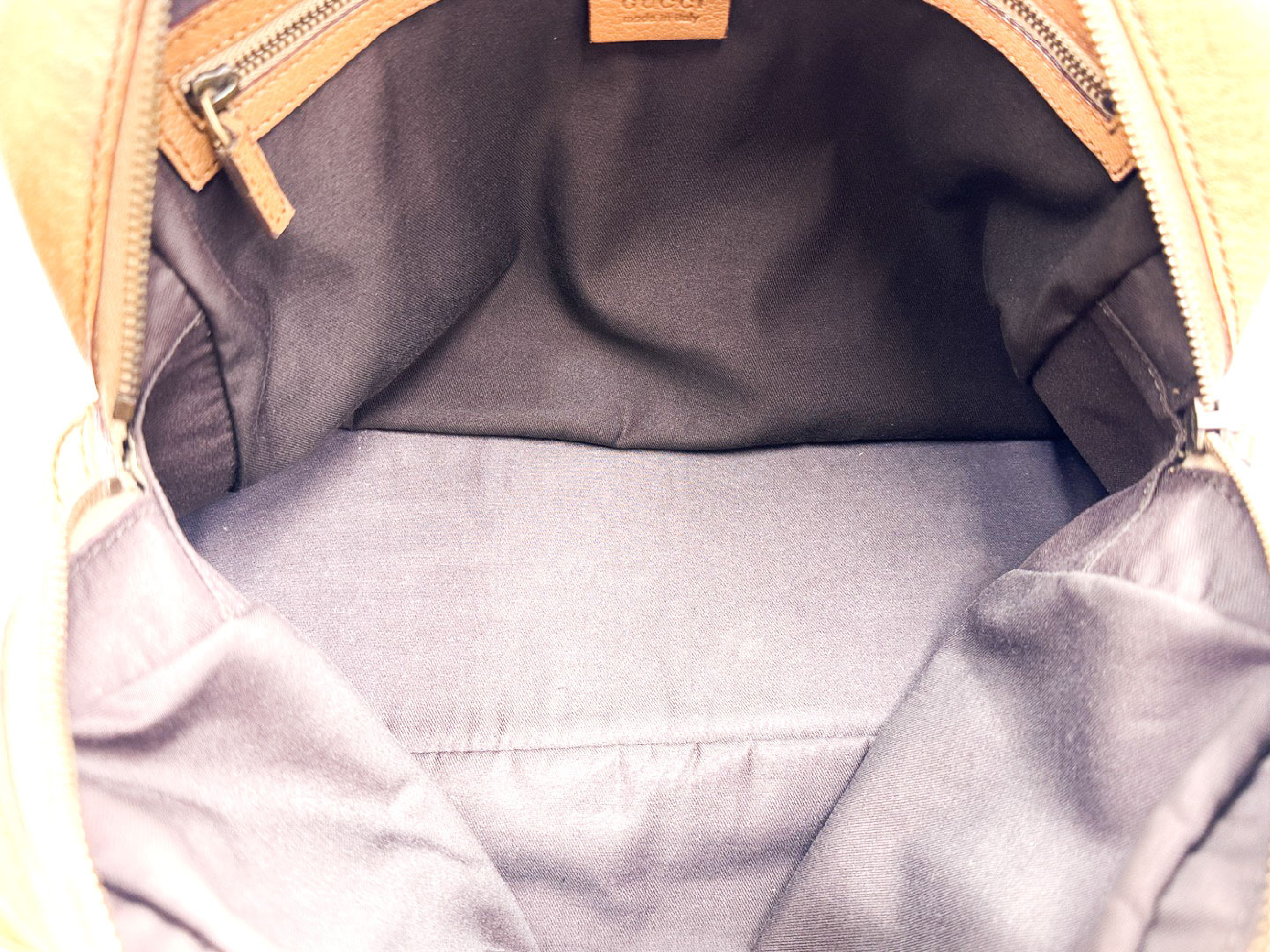 Interlocking GG Leather Tote Bag with Gold Hardware 121544 — view 10