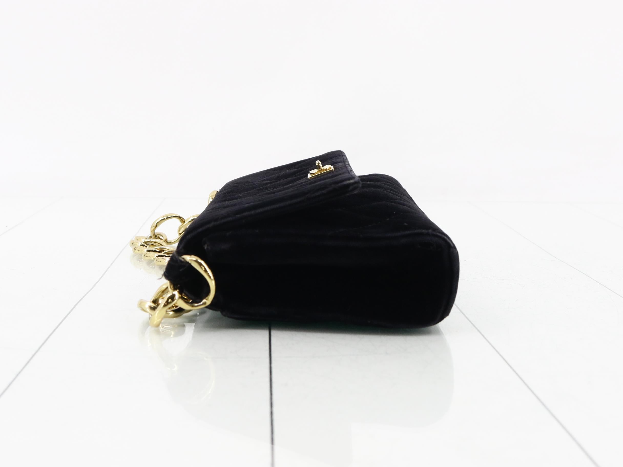 Matelassé (bag) - Shoulder bag — view 4