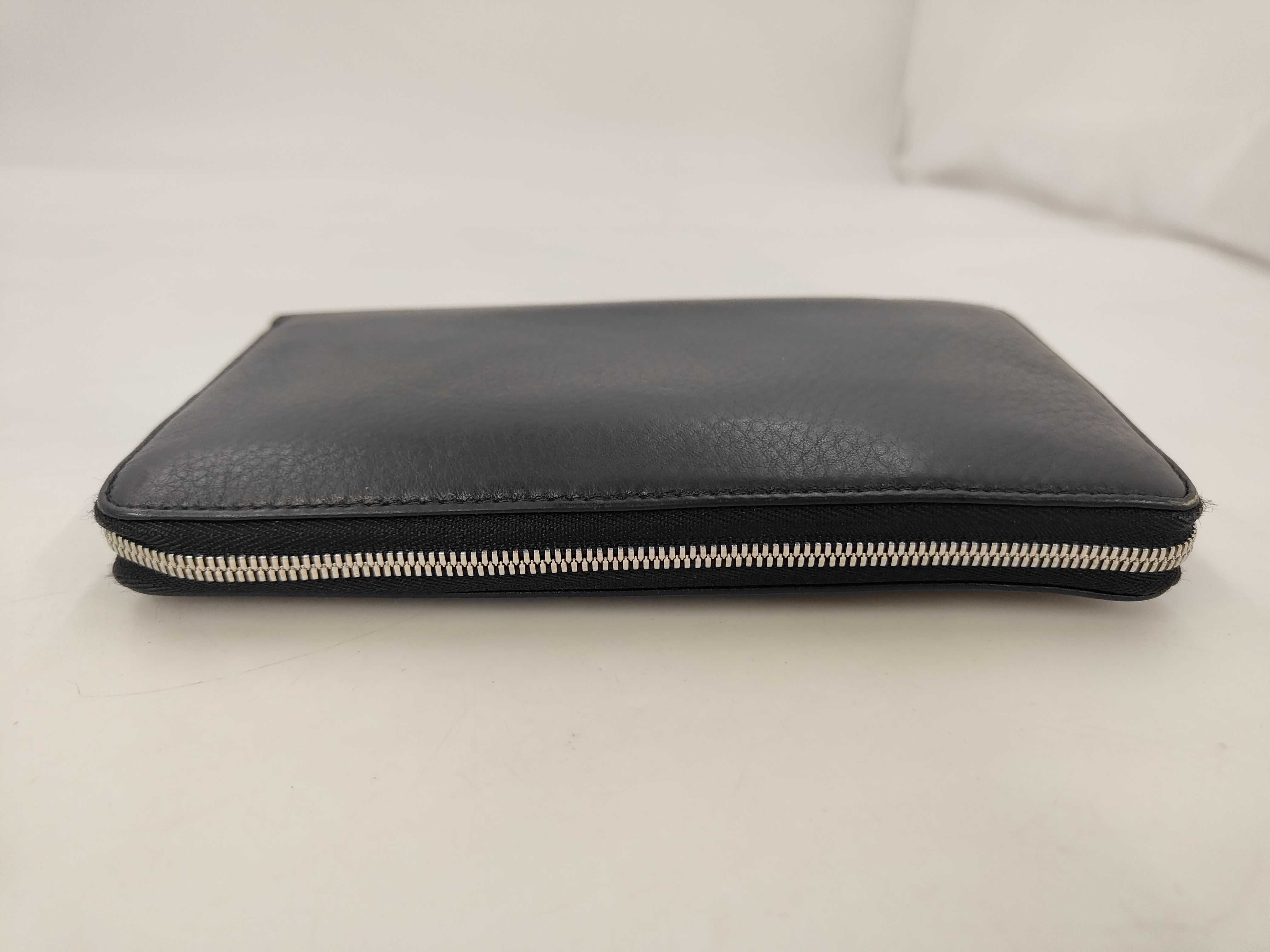 wallet — view 5