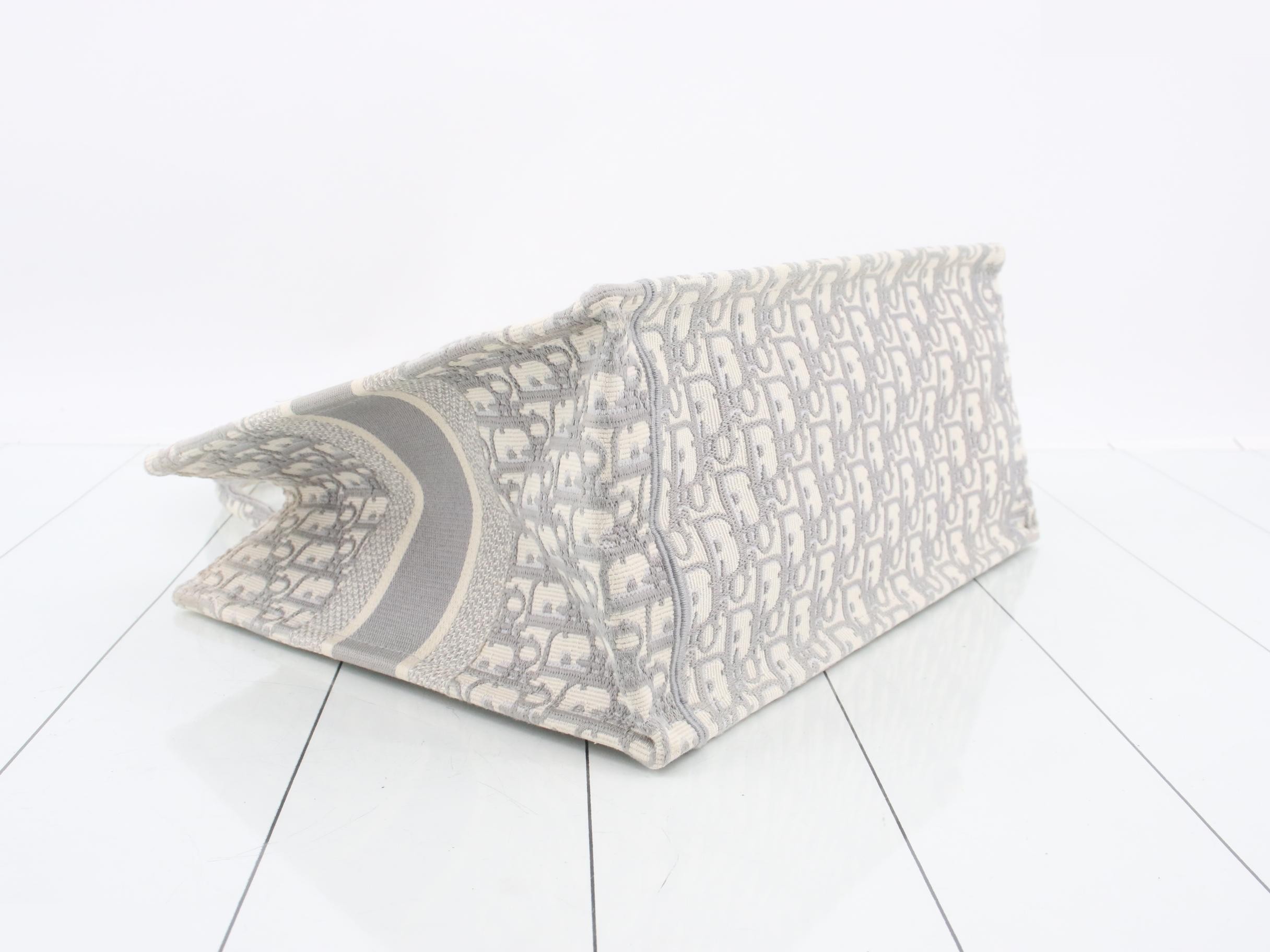 Book Tote Oblique — view 5