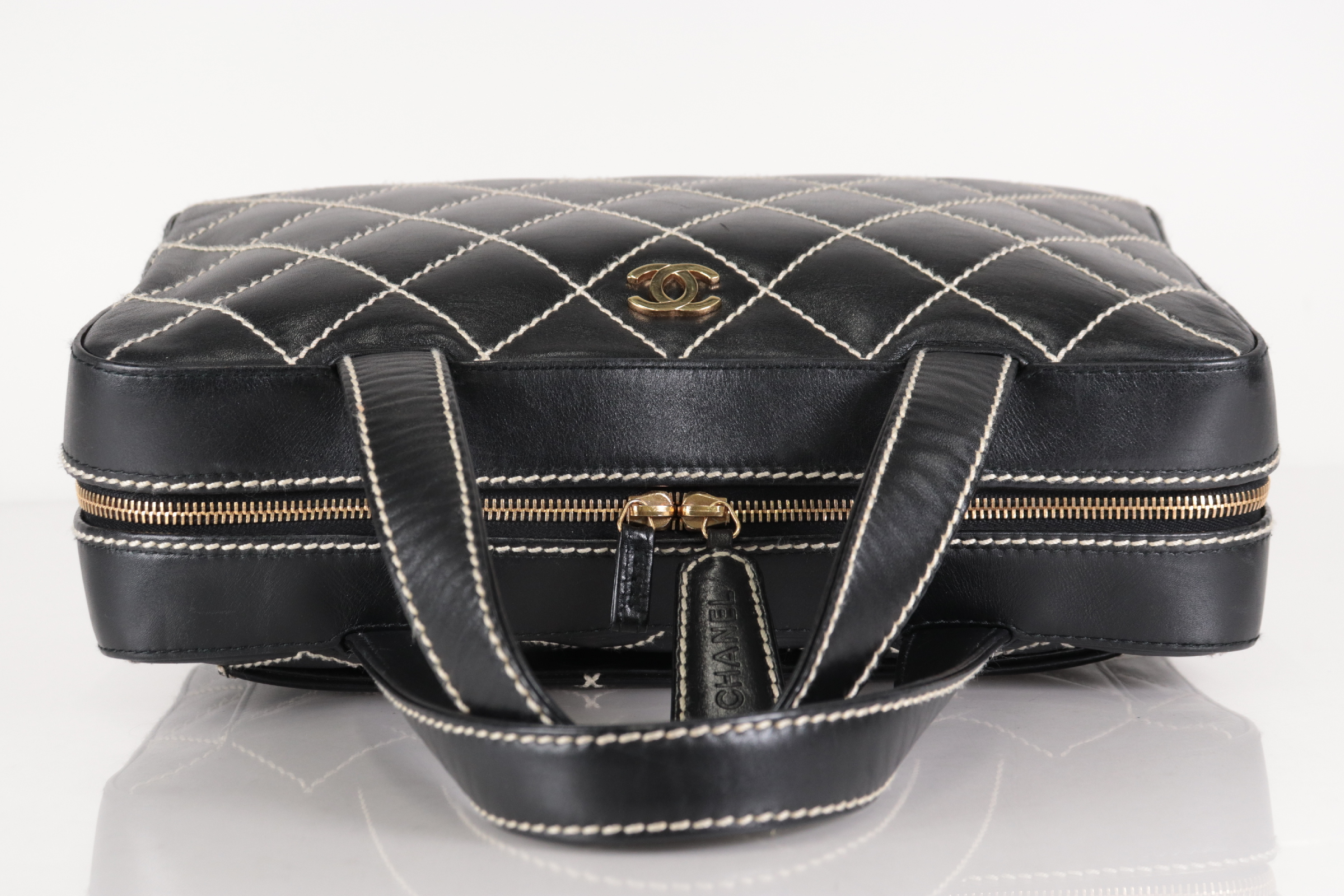 Wild Stitch Calfskin Handbag with Pouch (Serial Number 7) — view 6