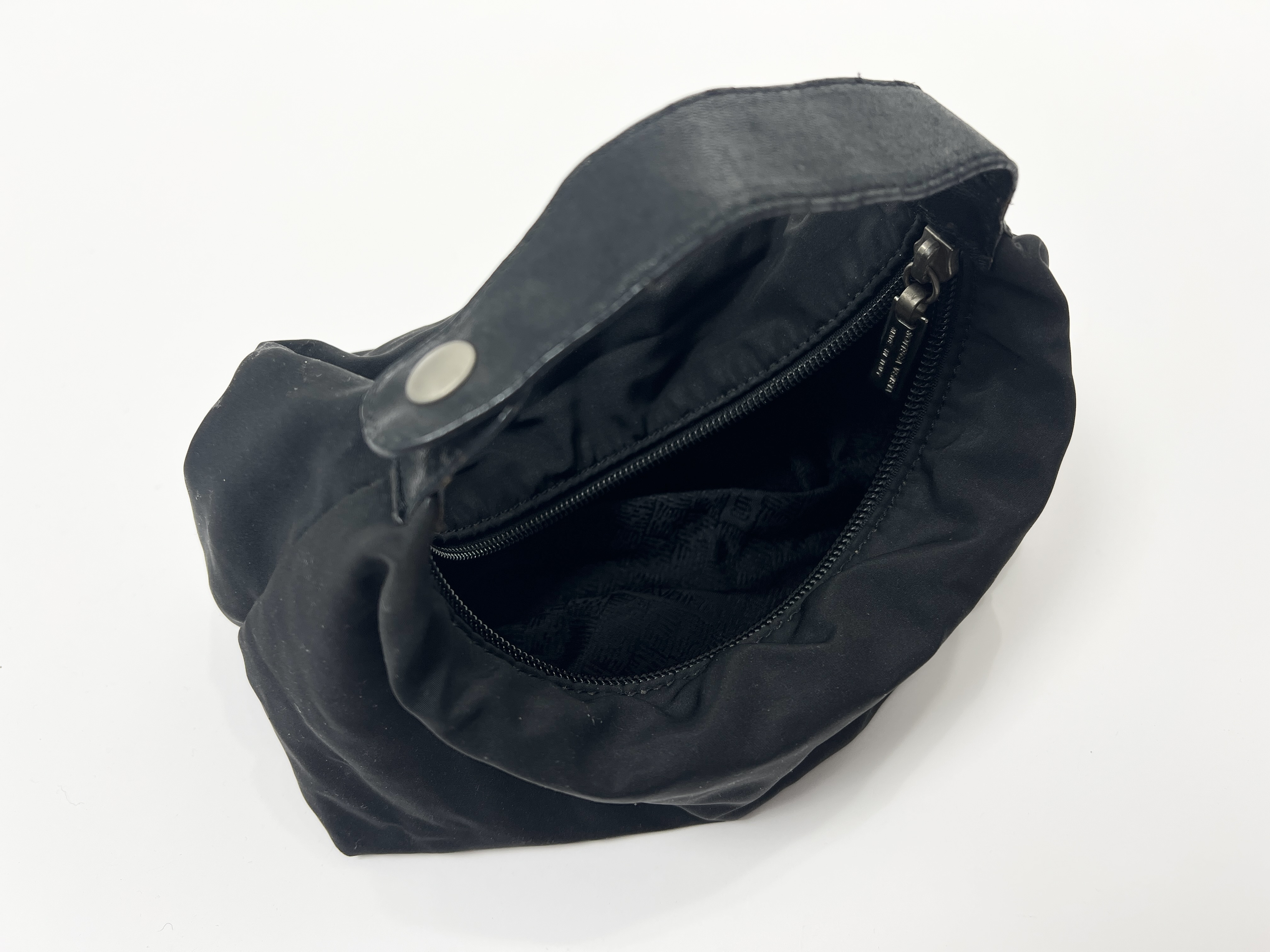 Logo Cotton Leather Accessory Pouch Handbag — view 4