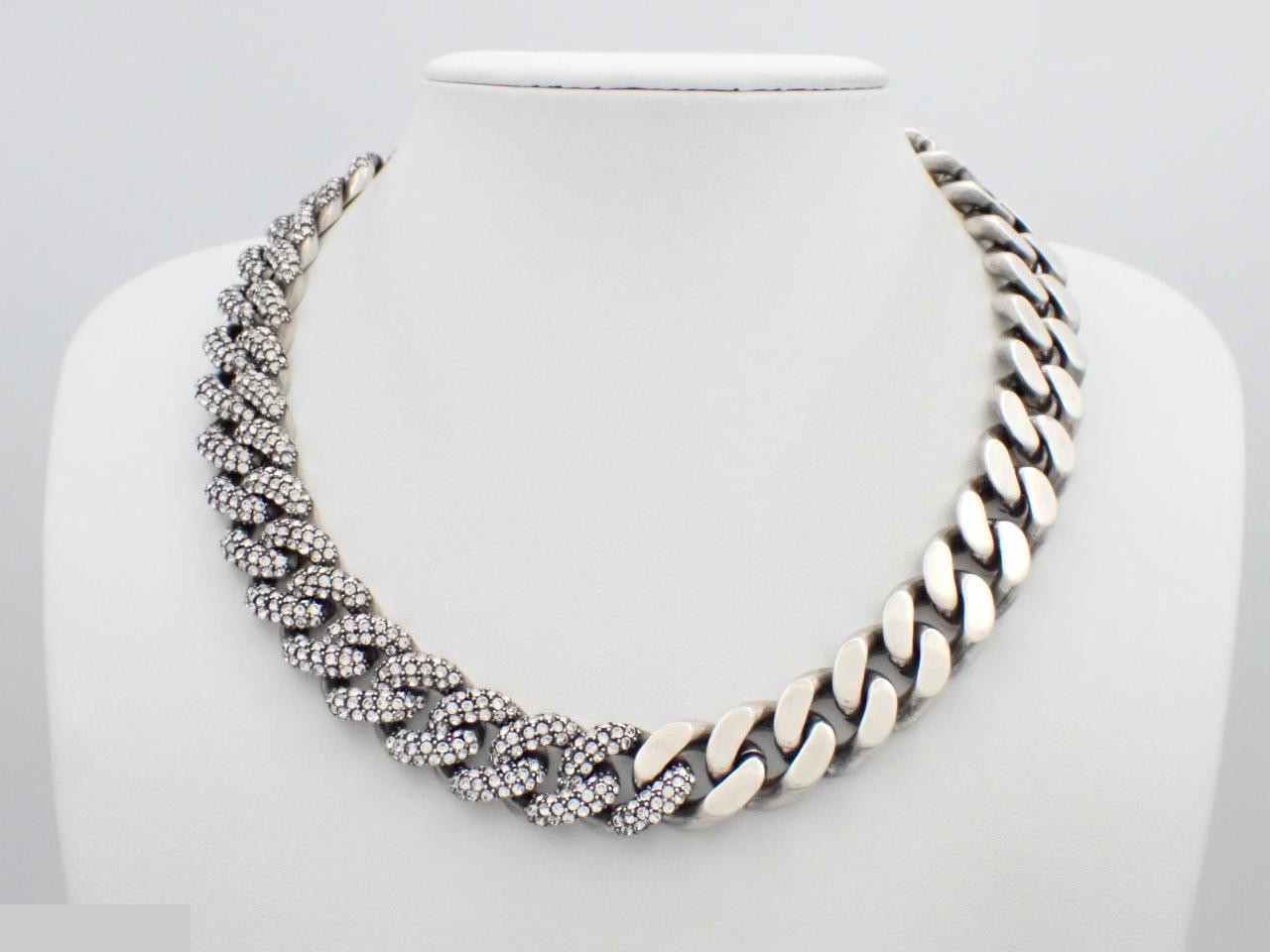 Cuban link chain necklace, total length approximately 46 cm — view 3