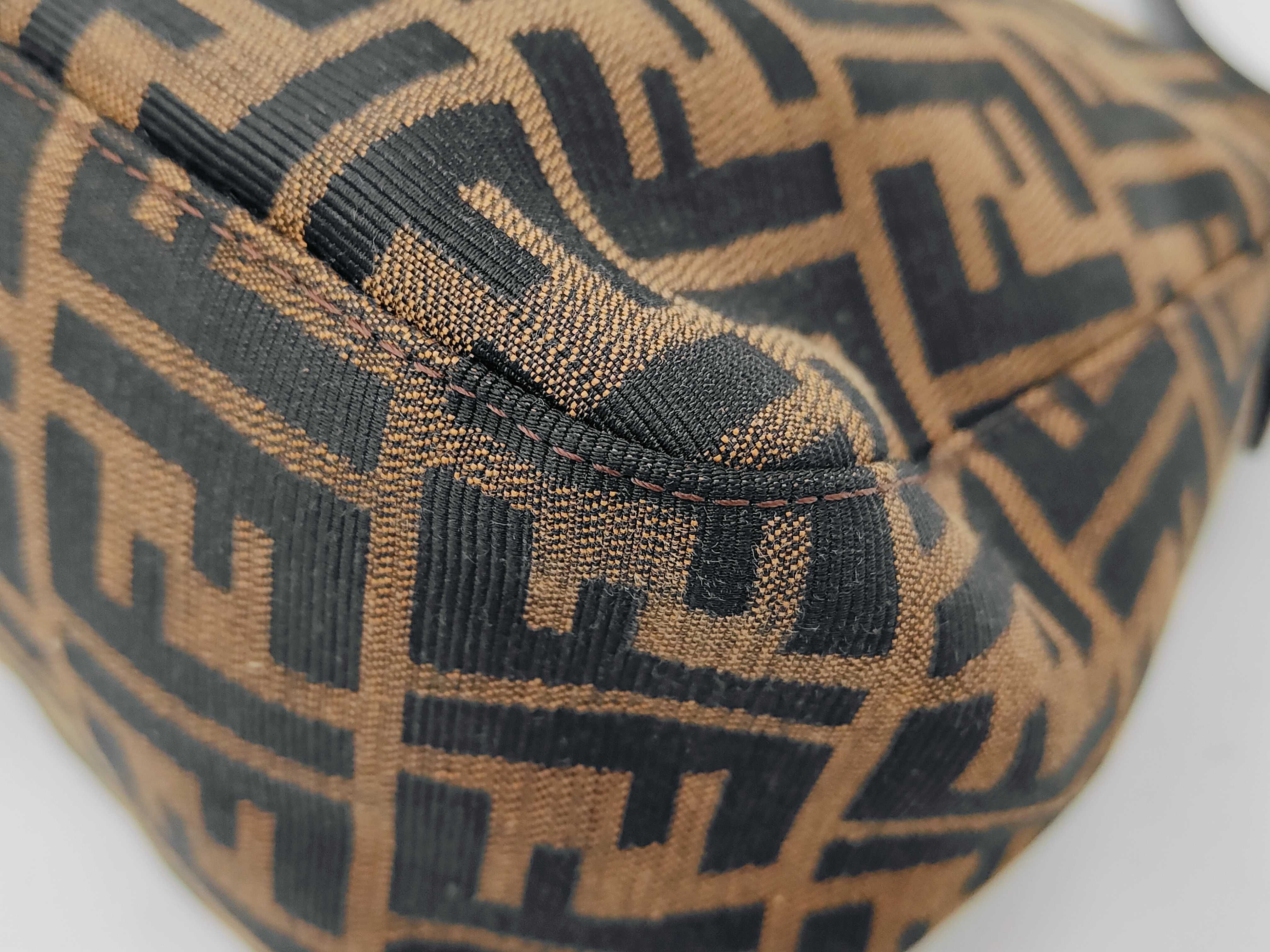 Mamma Bucket Handbag — view 7