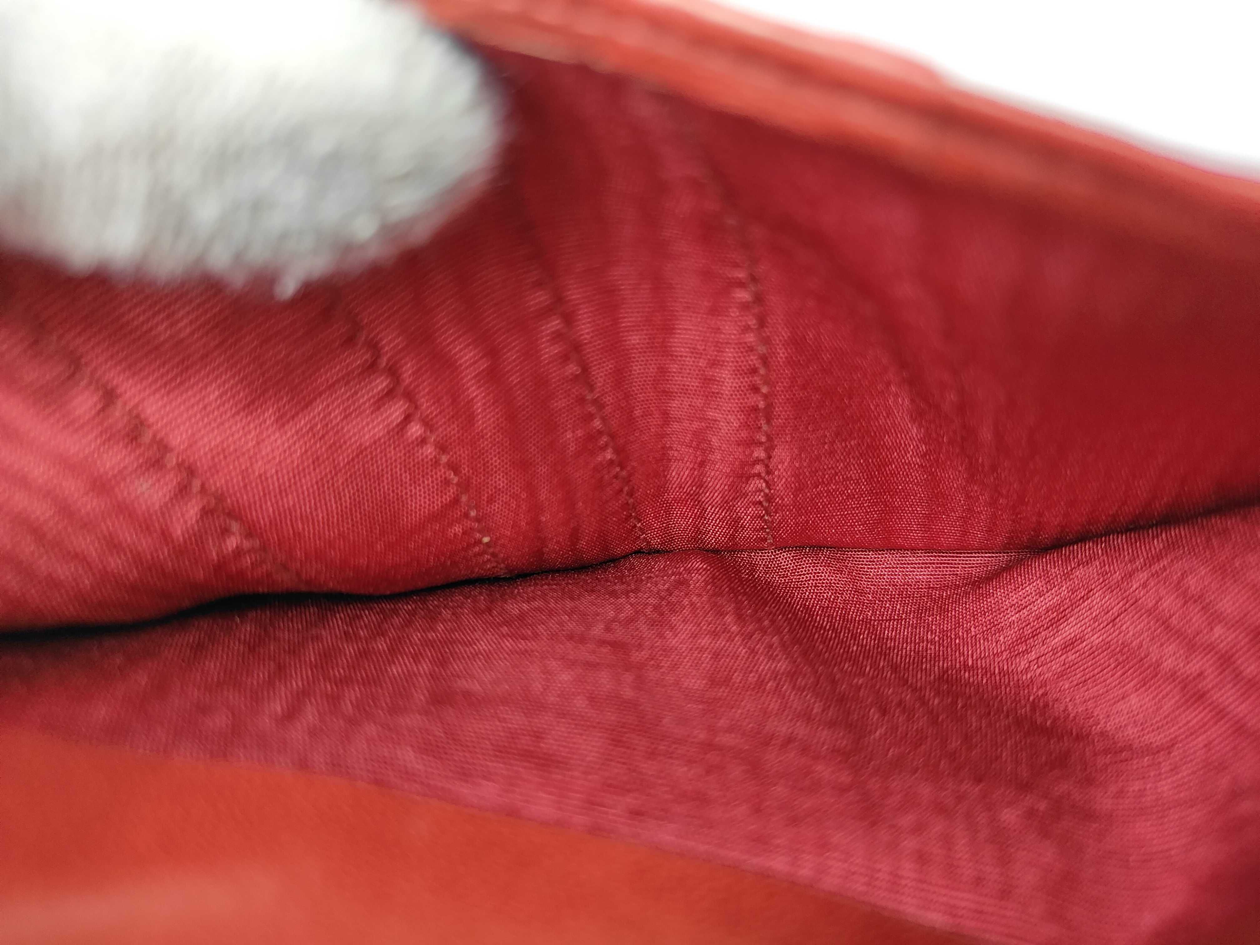 Bicolore Clasp Wallet (Red) — view 12