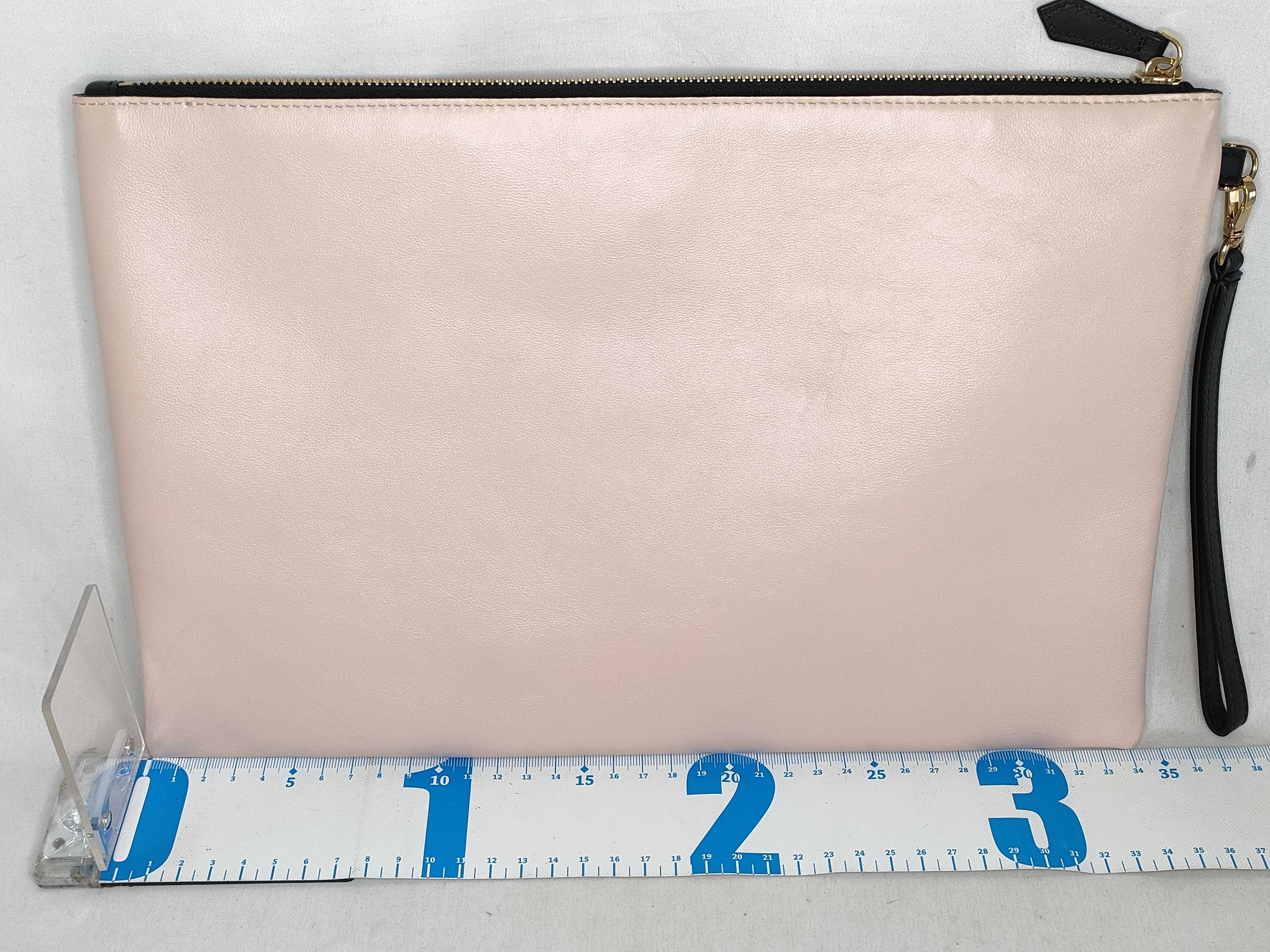 Logo Leather Clutch Bag 8N0178 Clutch Bag — view 2