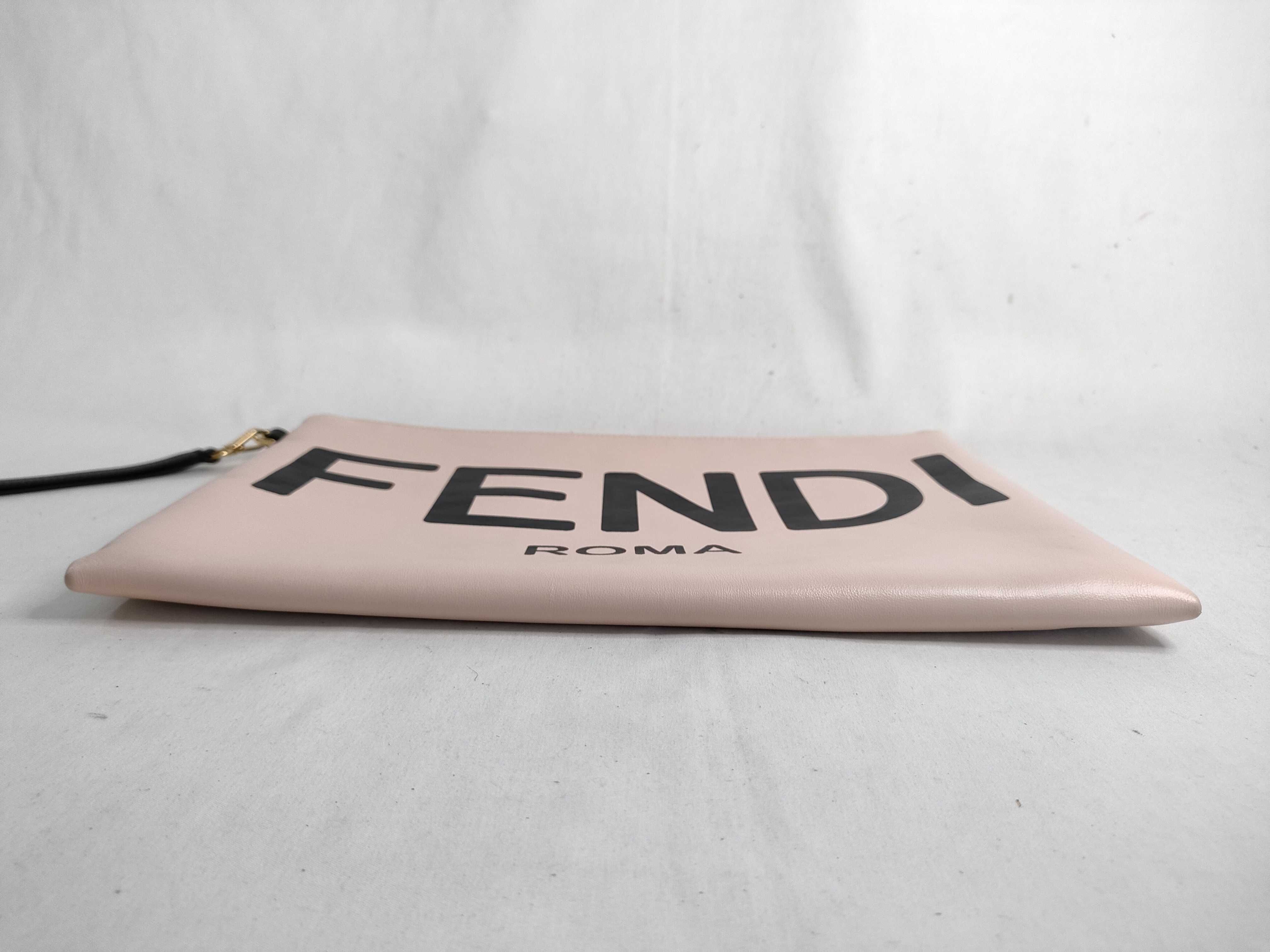Logo Leather Clutch Bag 8N0178 Clutch Bag — view 7