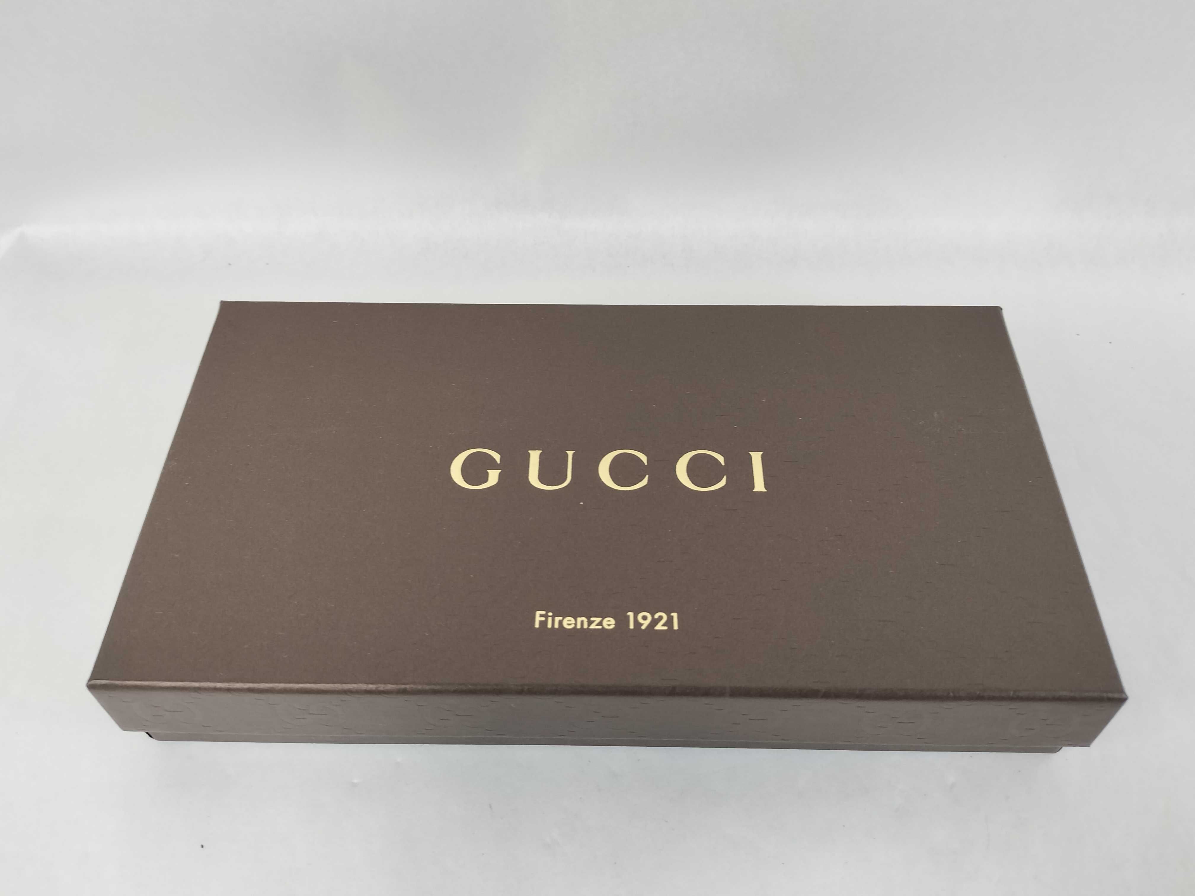 Soho Round Zipper Wallet — view 12