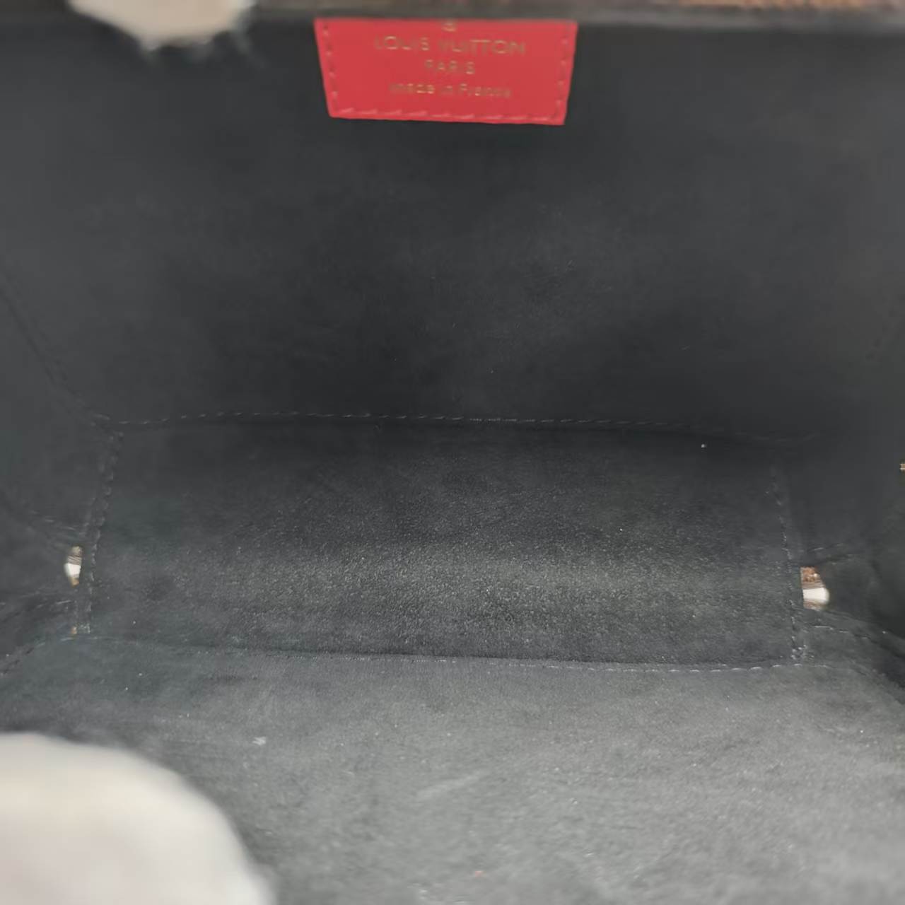 【*Shipped from: China*】LOUIS VUITTON PU Shoulder Bag — view 8