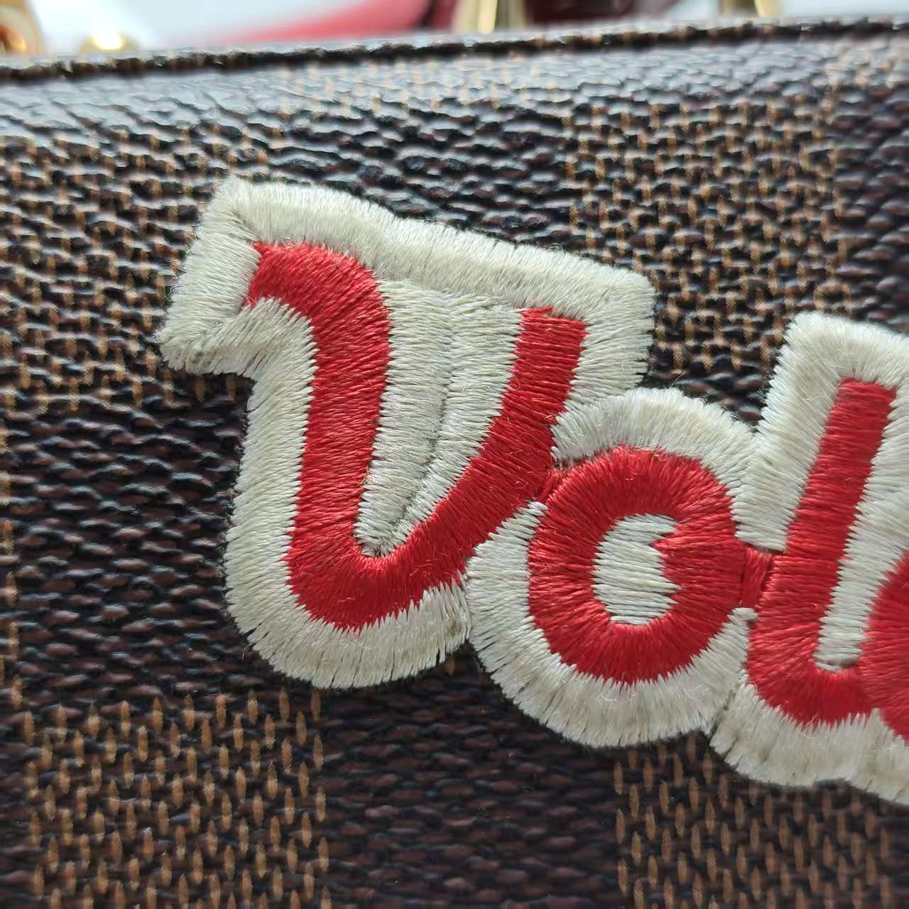 【*Shipped from: China*】LOUIS VUITTON PU Shoulder Bag — view 10