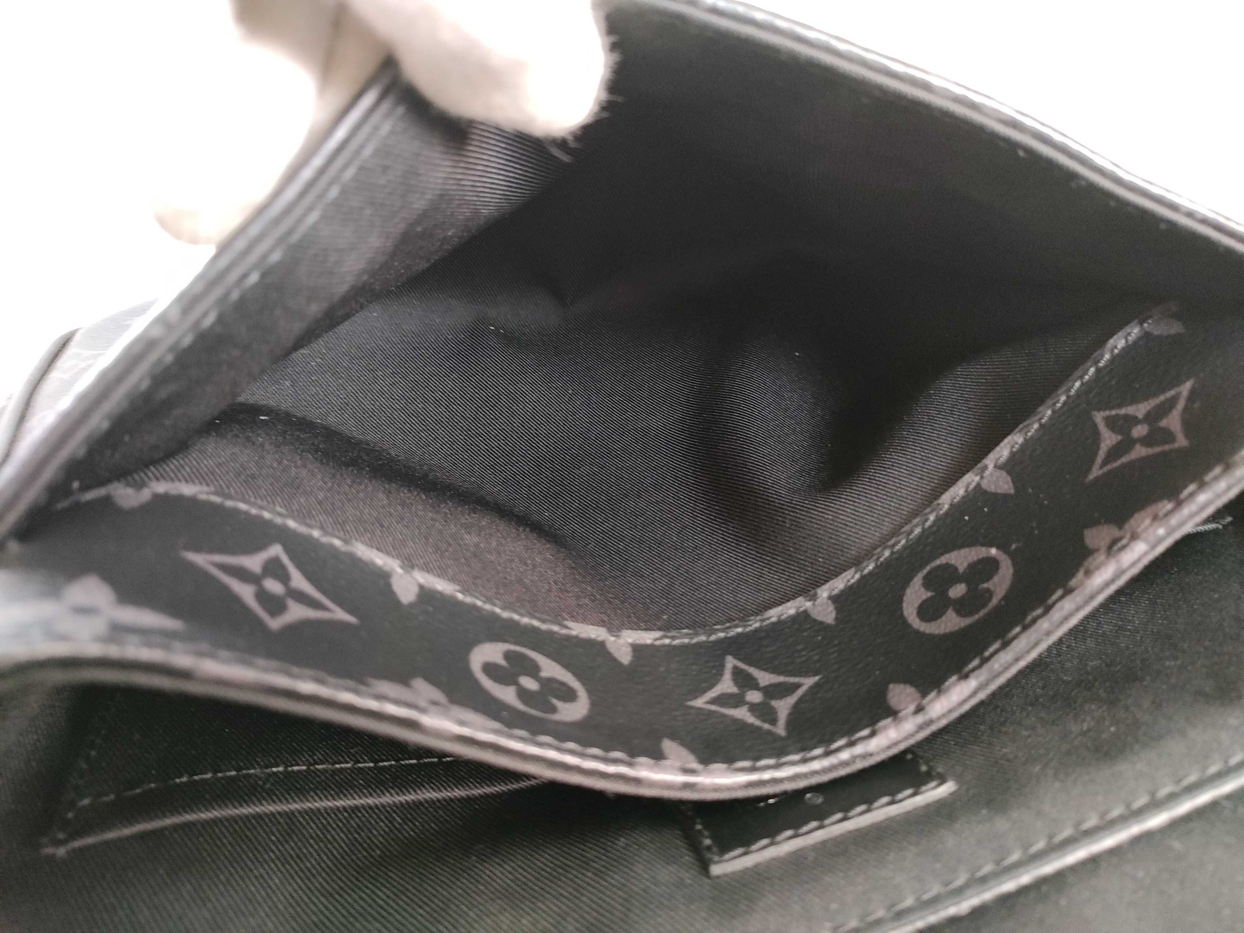 District PM Shoulder Bag — view 11