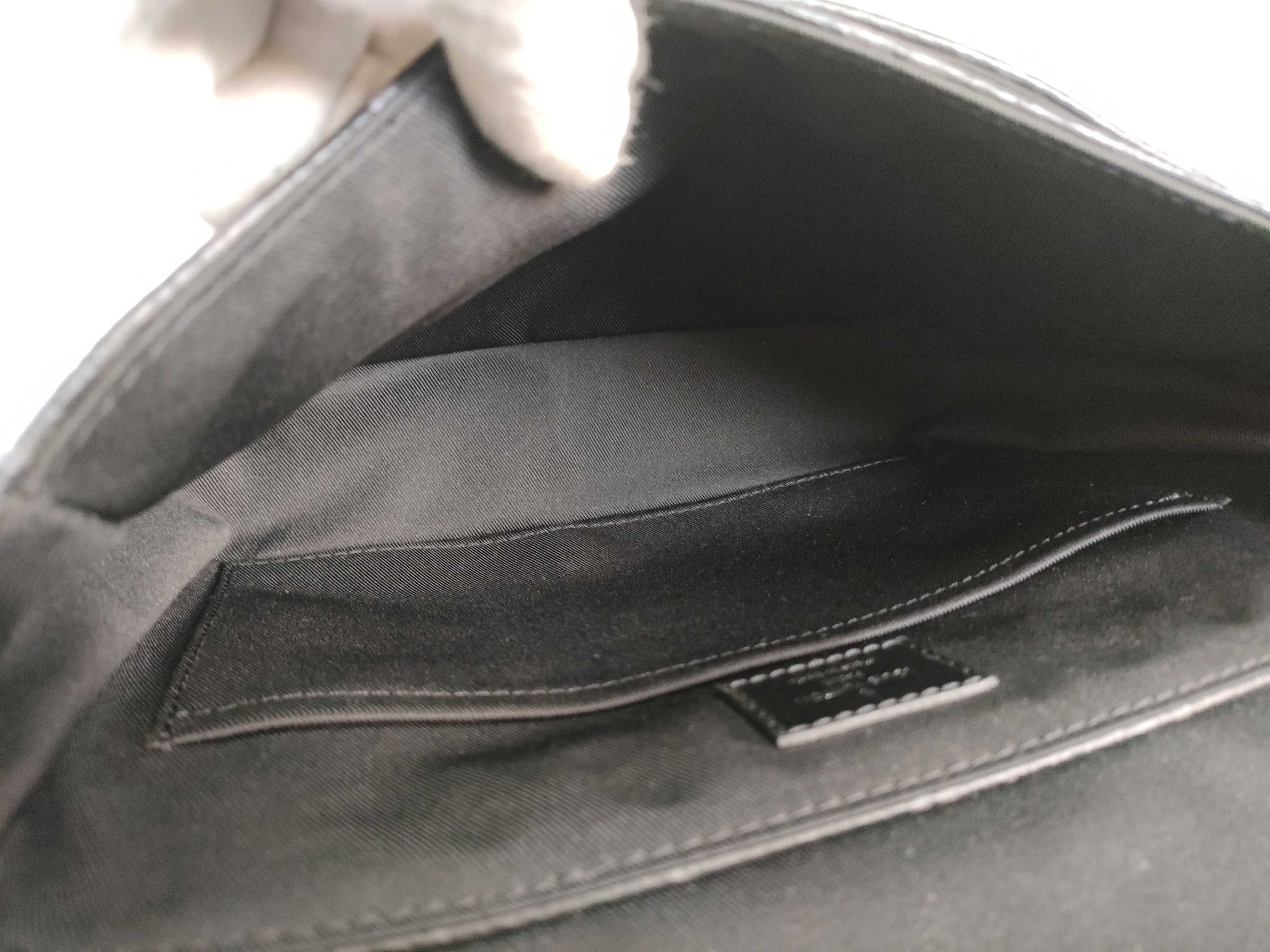 District PM Shoulder Bag — view 10