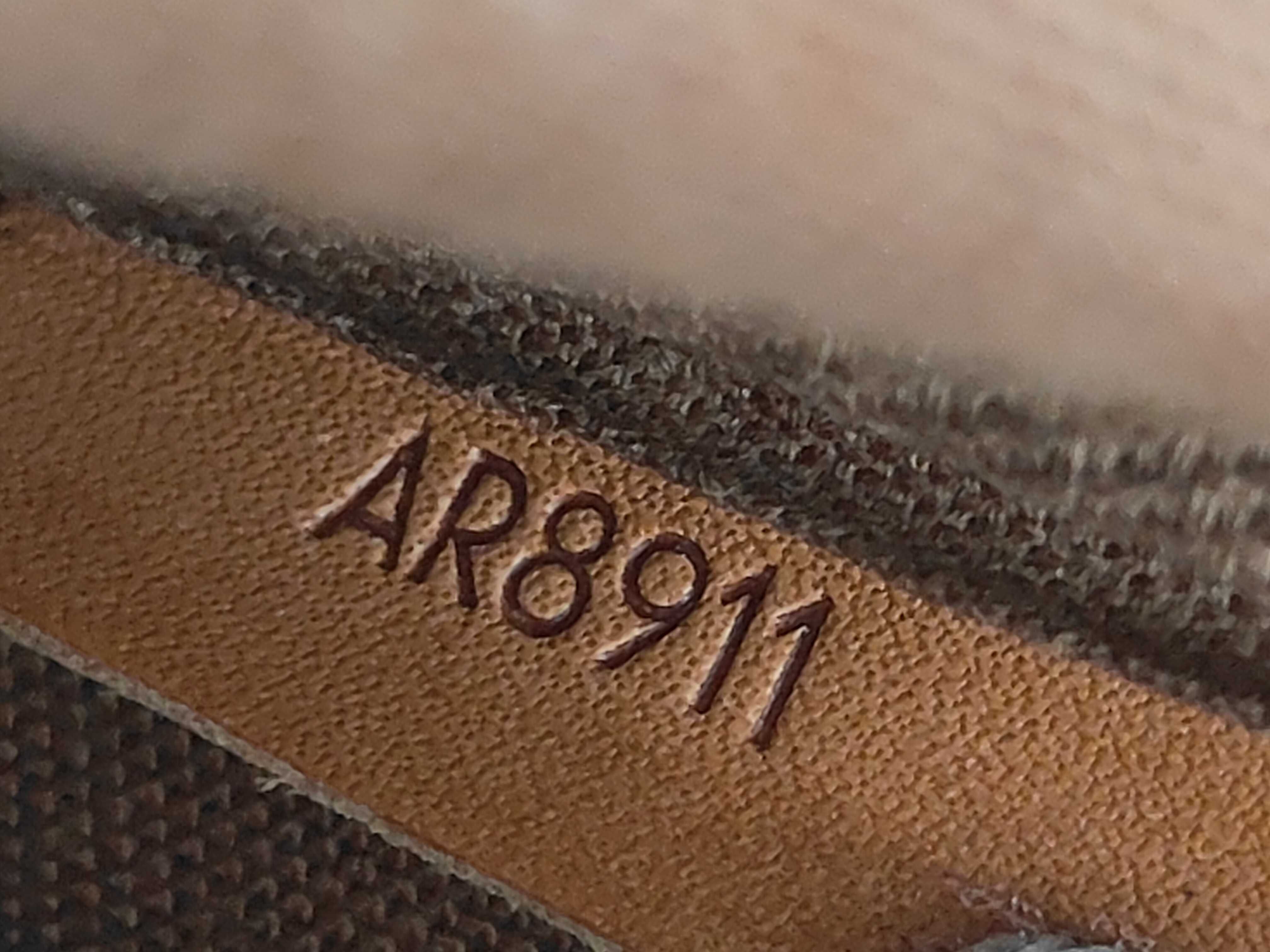 Monogram M42256 Saumur 30 Shoulder Bag — view 10