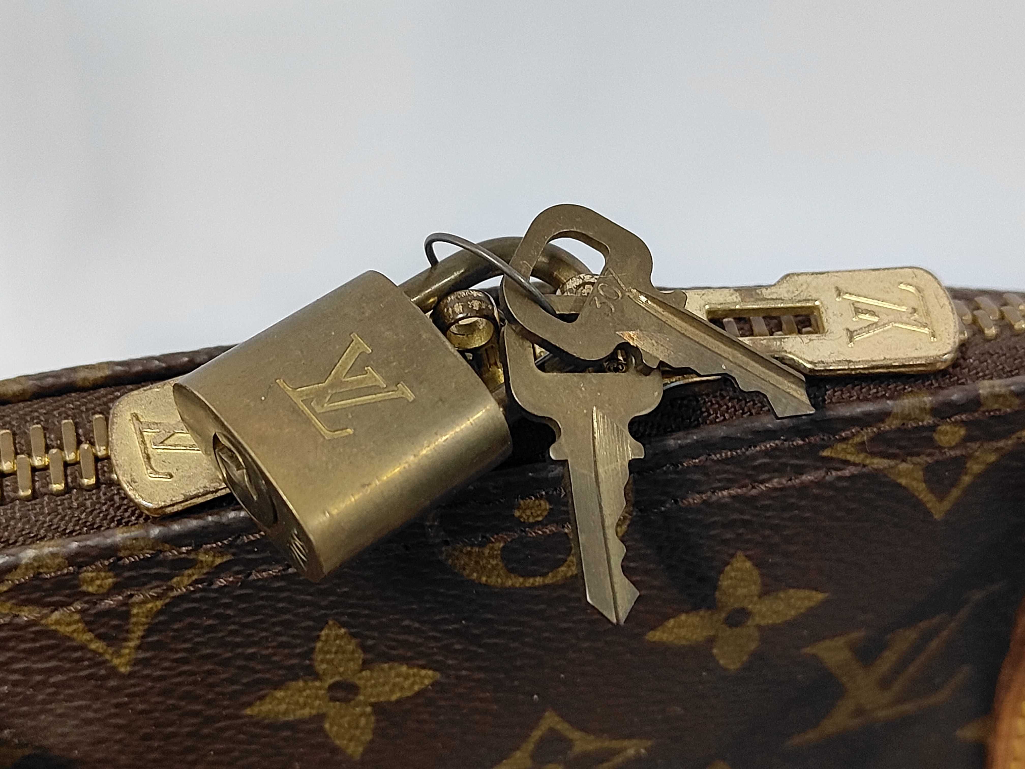 Keepall Bandoulière Boston Bag — view 8