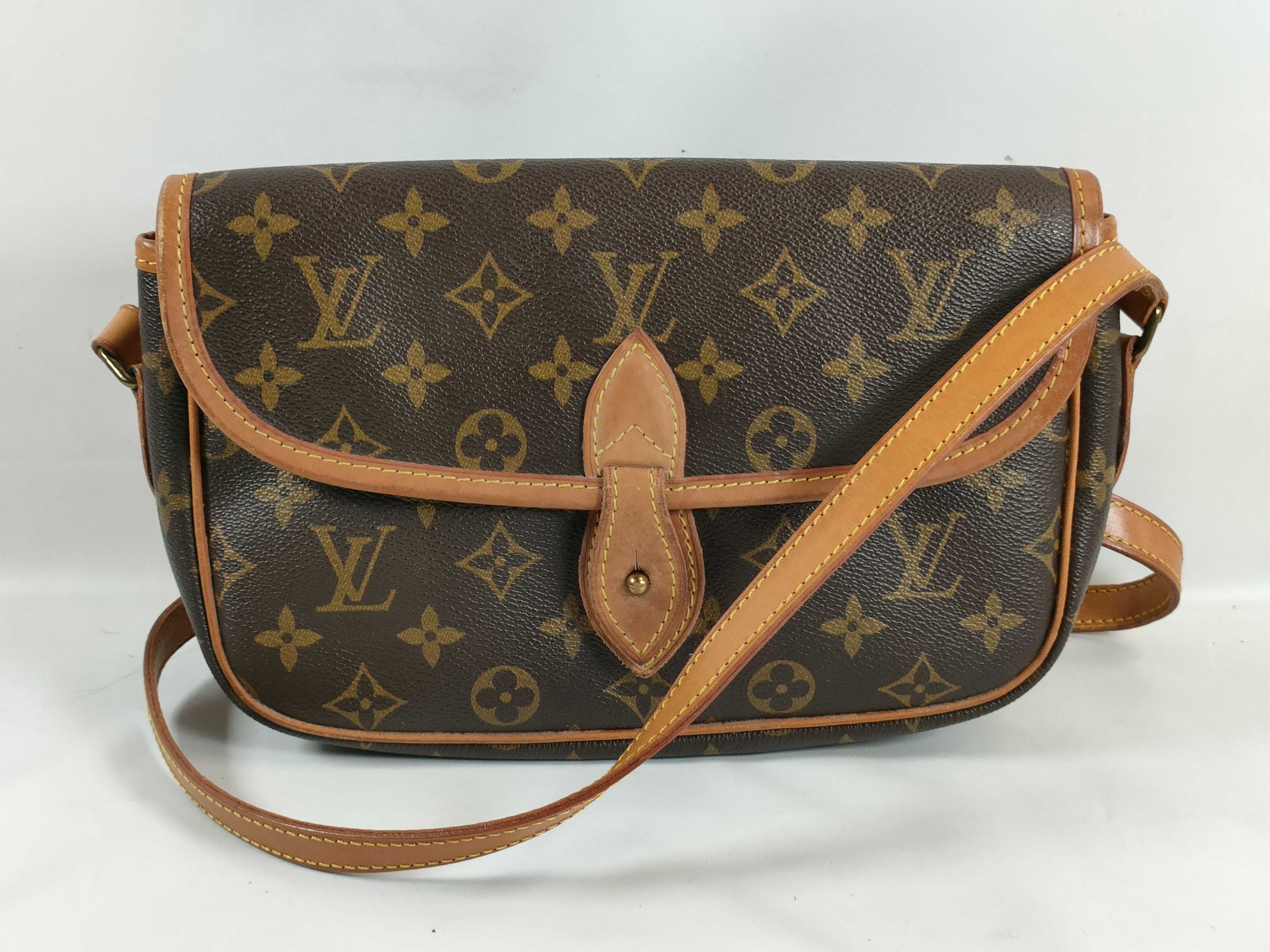 Monogram M42248 Monogram Gibeciere PM Shoulder Bag