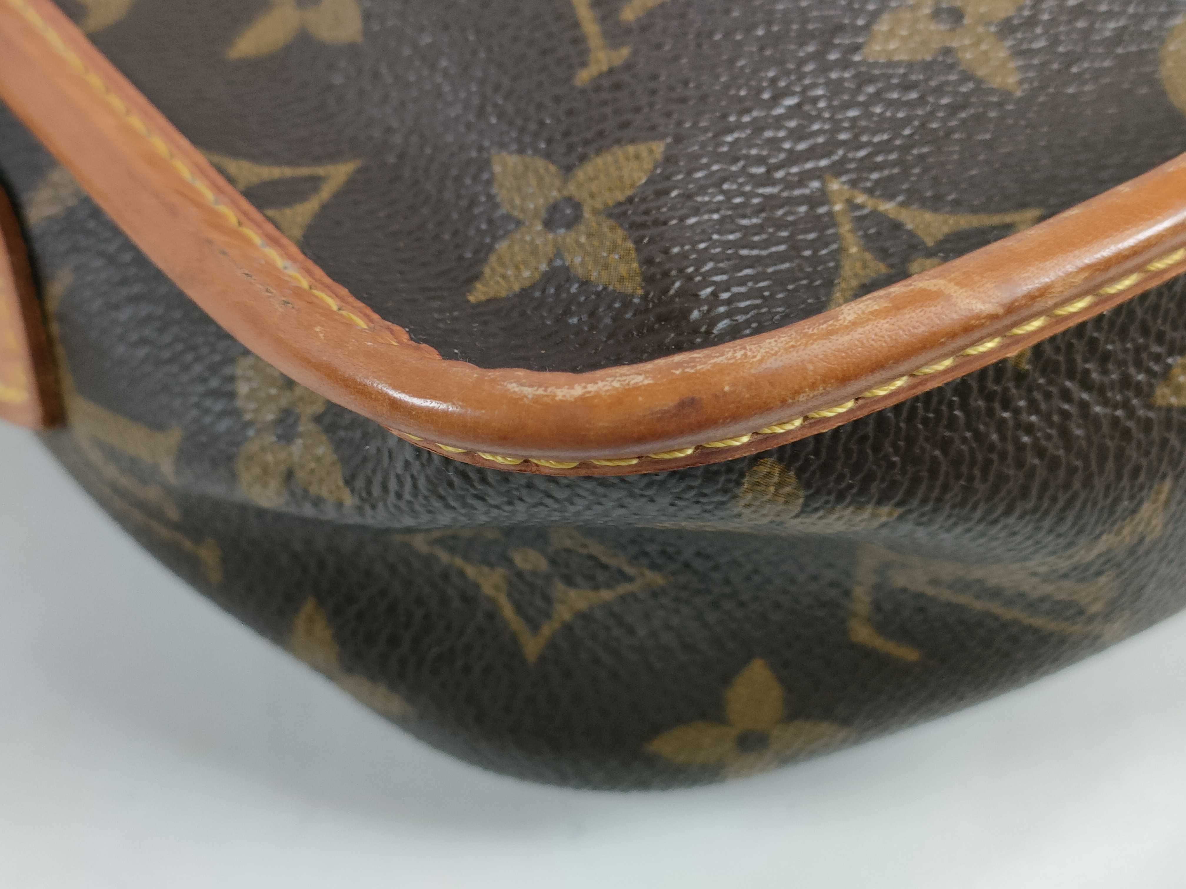 Monogram M42248 Monogram Gibeciere PM Shoulder Bag — view 6