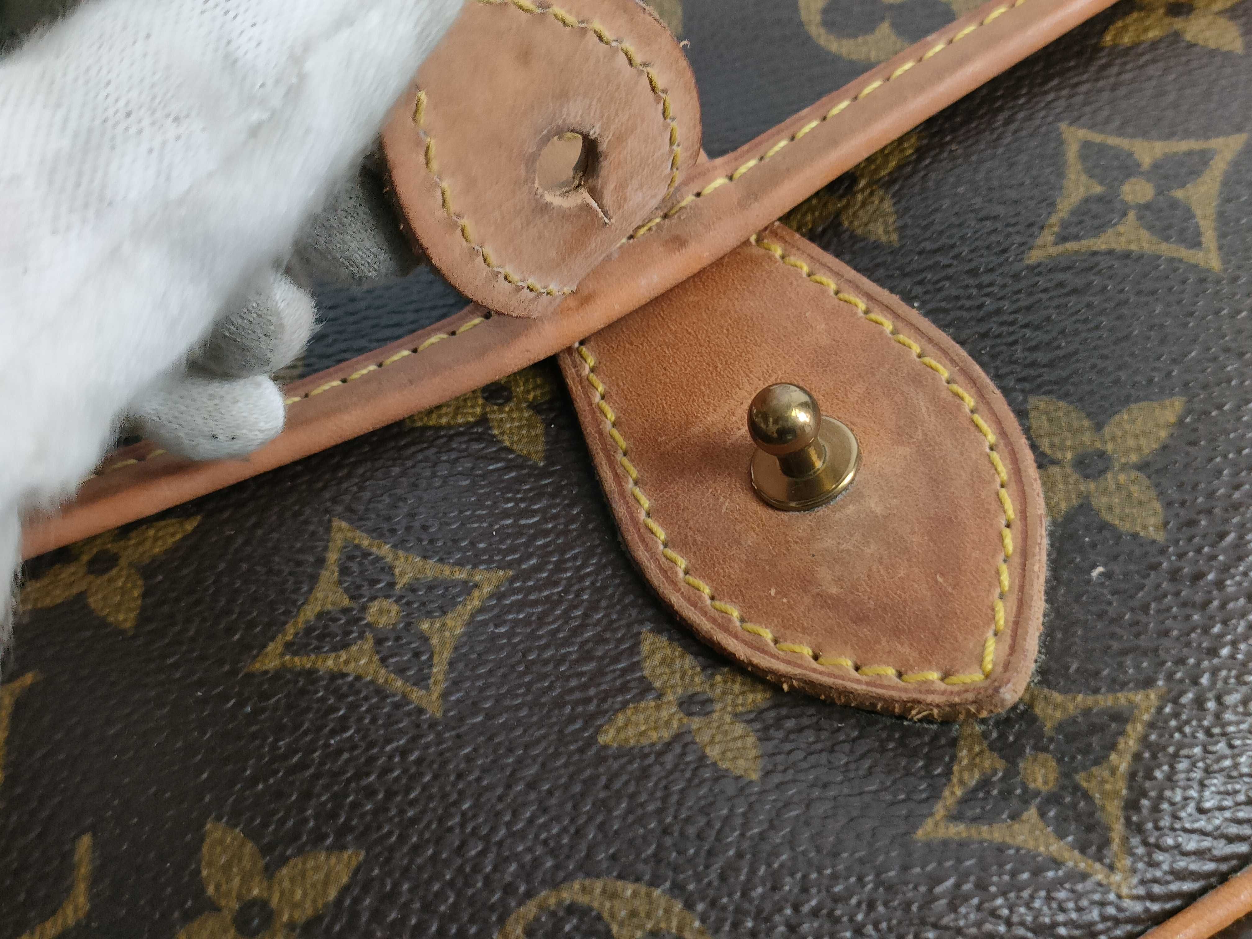 Monogram M42248 Monogram Gibeciere PM Shoulder Bag — view 8