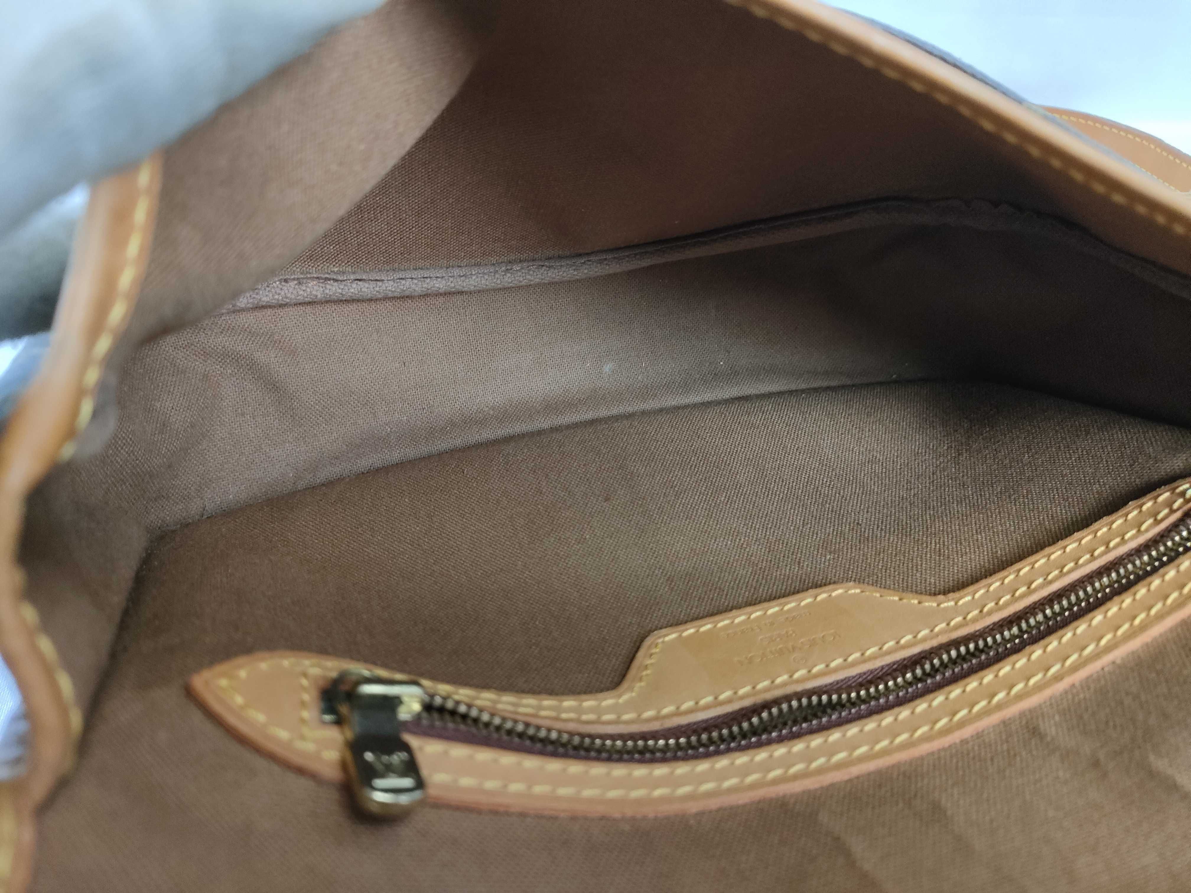 Monogram M42248 Monogram Gibeciere PM Shoulder Bag — view 10