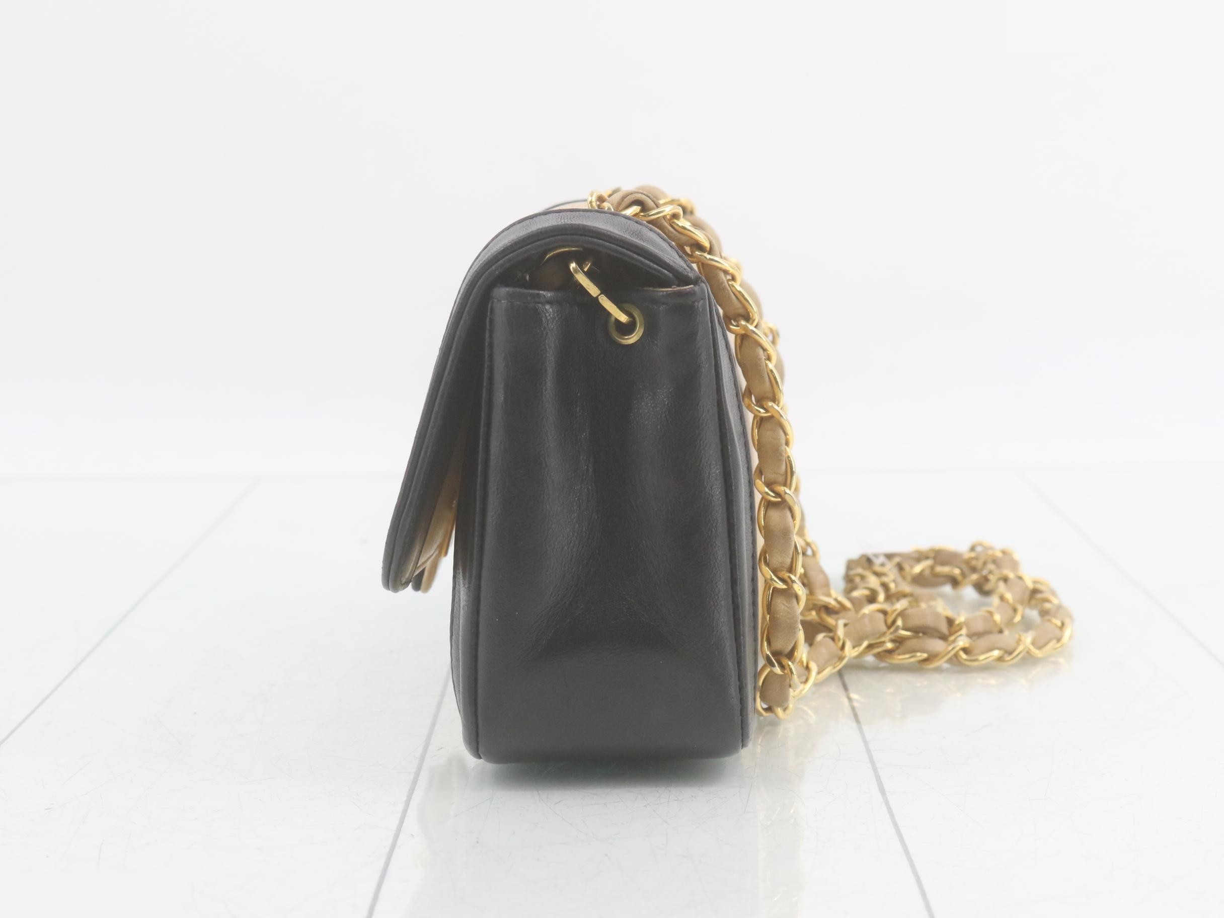 Leather turn-lock chain shoulder bag, two-tone. — view 3