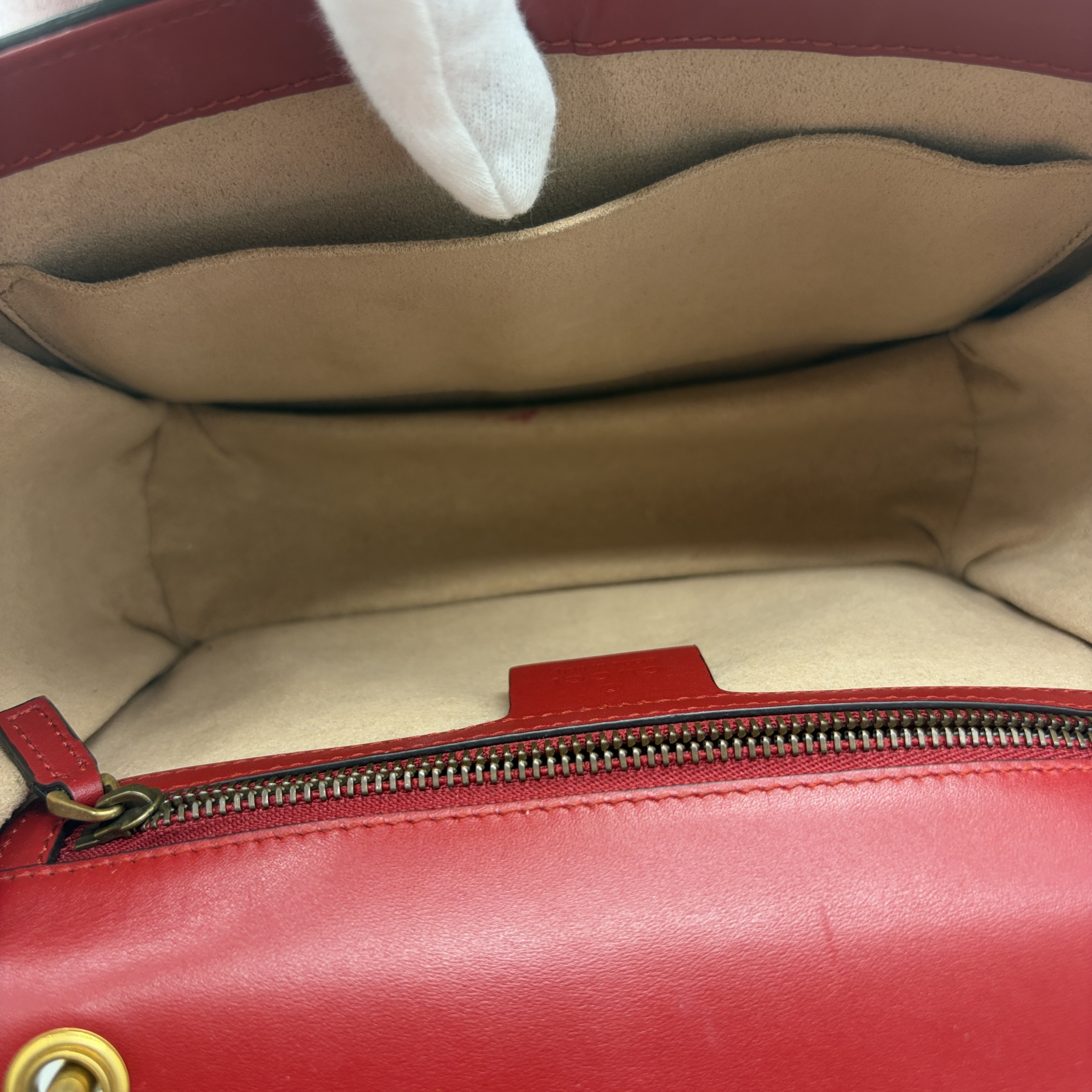 Queen Margaret Bee Colorblock Shoulder Bag — view 12