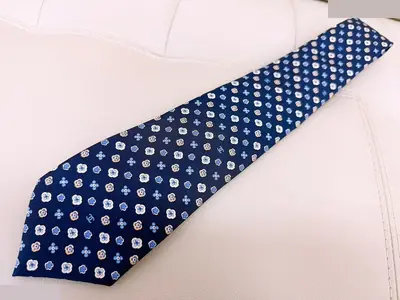 Coco Mark Camellia Flower Pattern Silk Tie, Navy