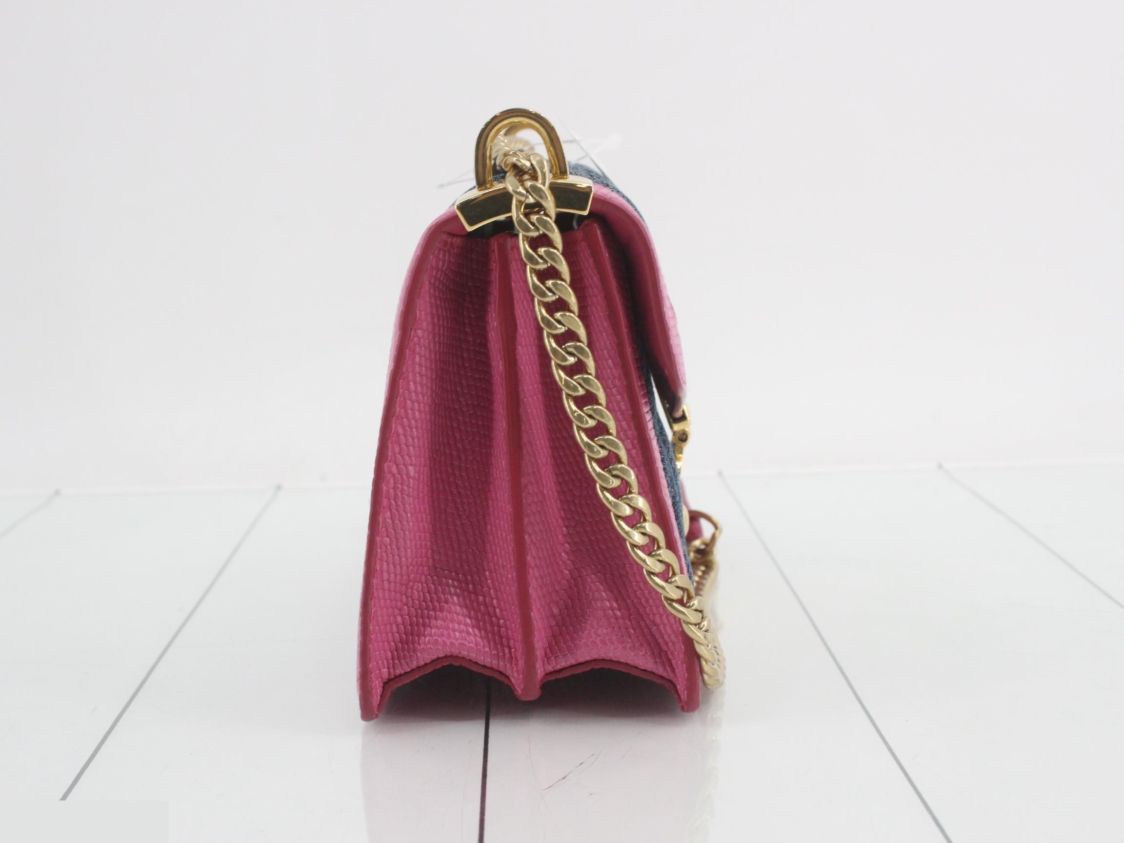 Matelassé (bag) - Chain shoulder bag - Denim - Pink — view 4