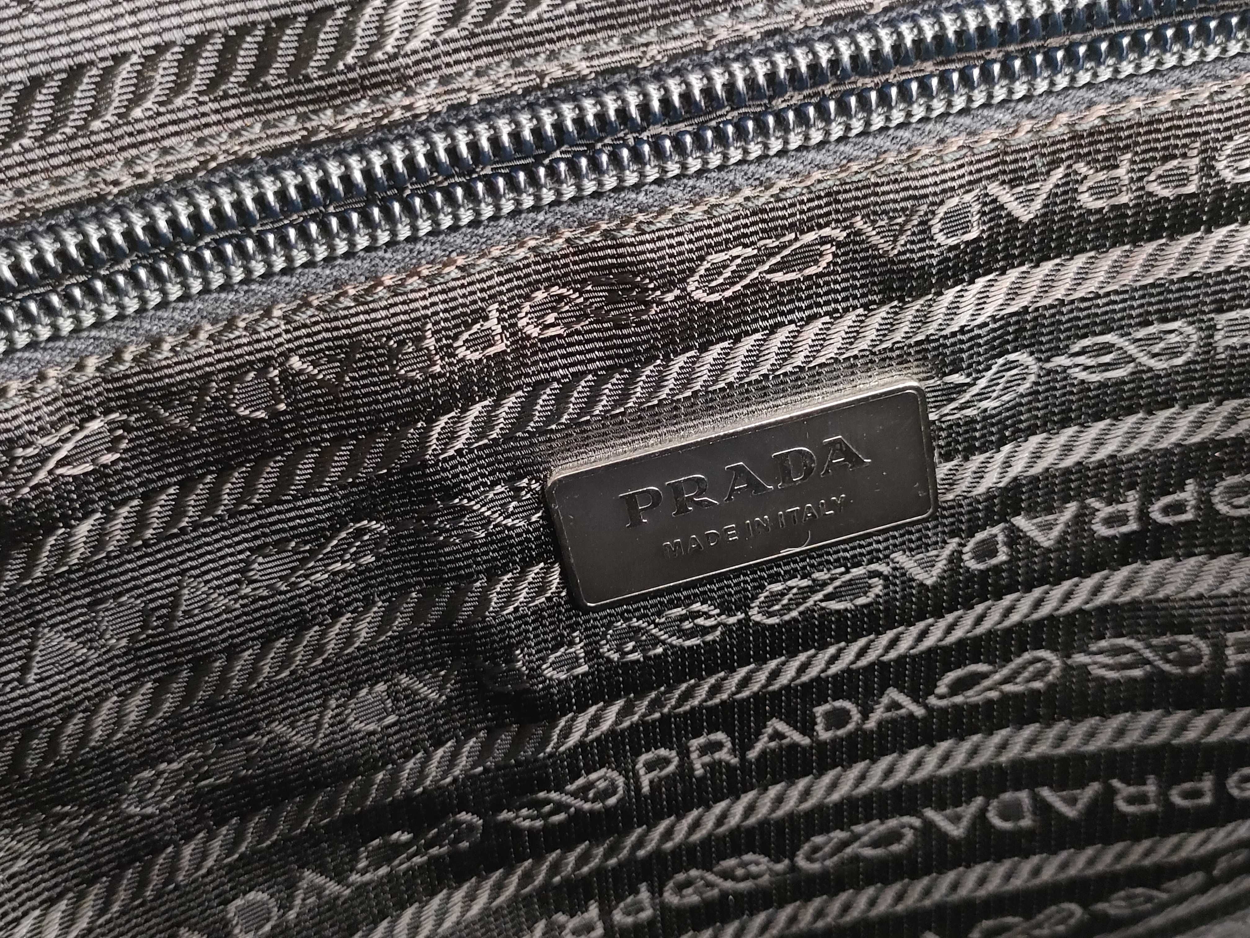 Nylon Prada Re-Nylon Mini Handbag Accessory Pouch Black Handbag — view 11