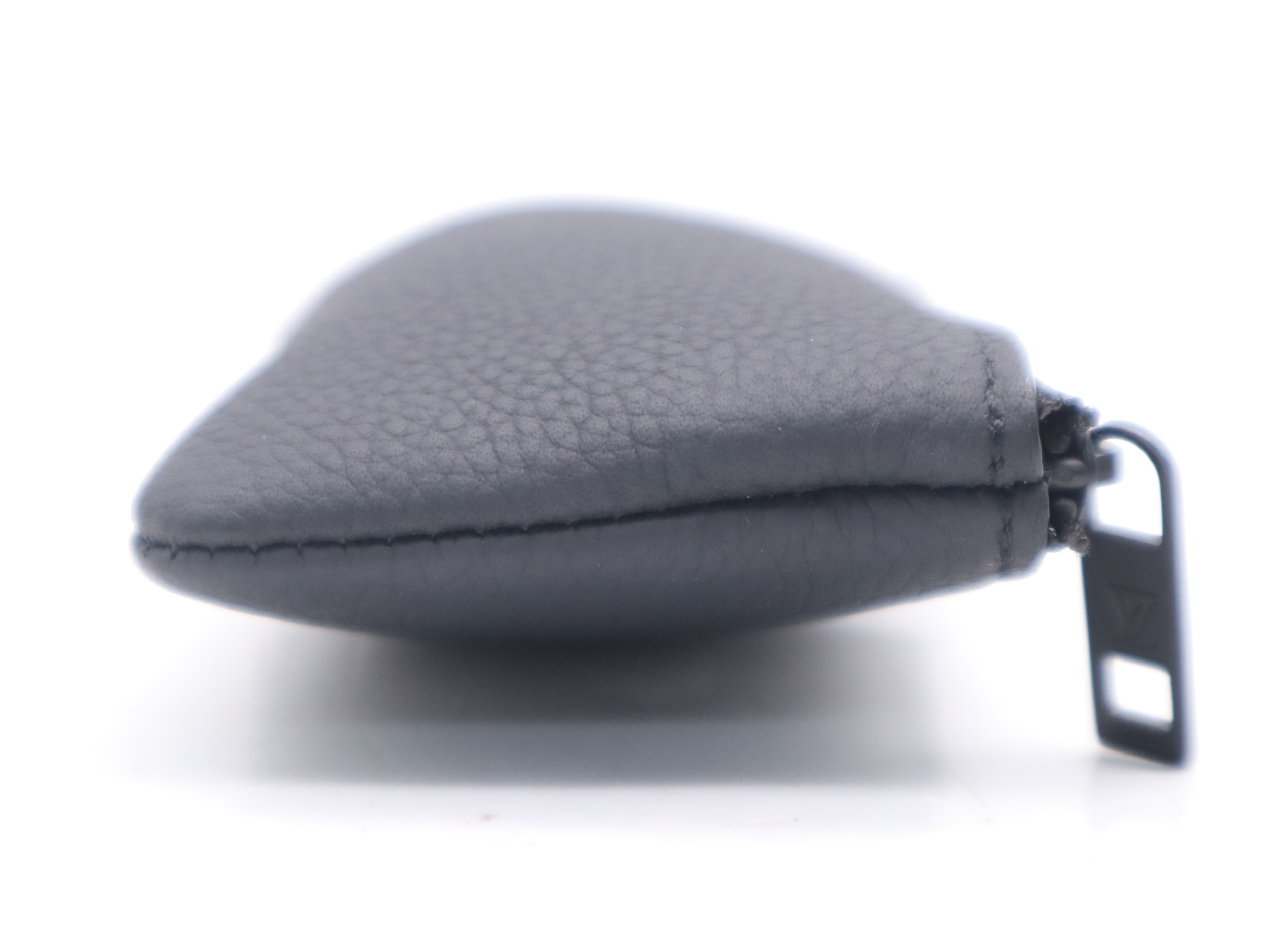 LV Aerogram Pochette Clé Noir Coin Case — view 5