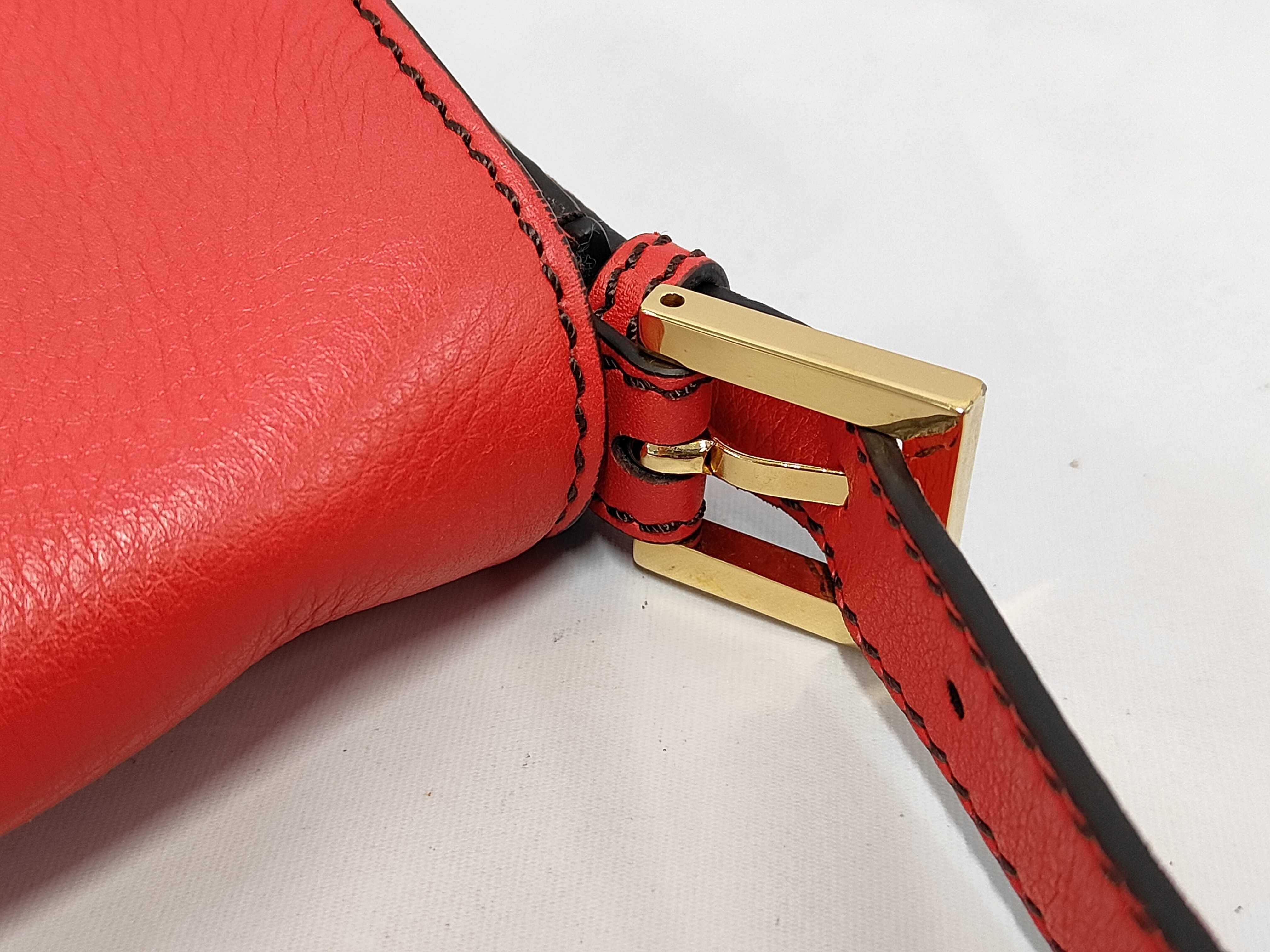 Mamma Bucket Leather 2-way Red Shoulder Bag — view 7