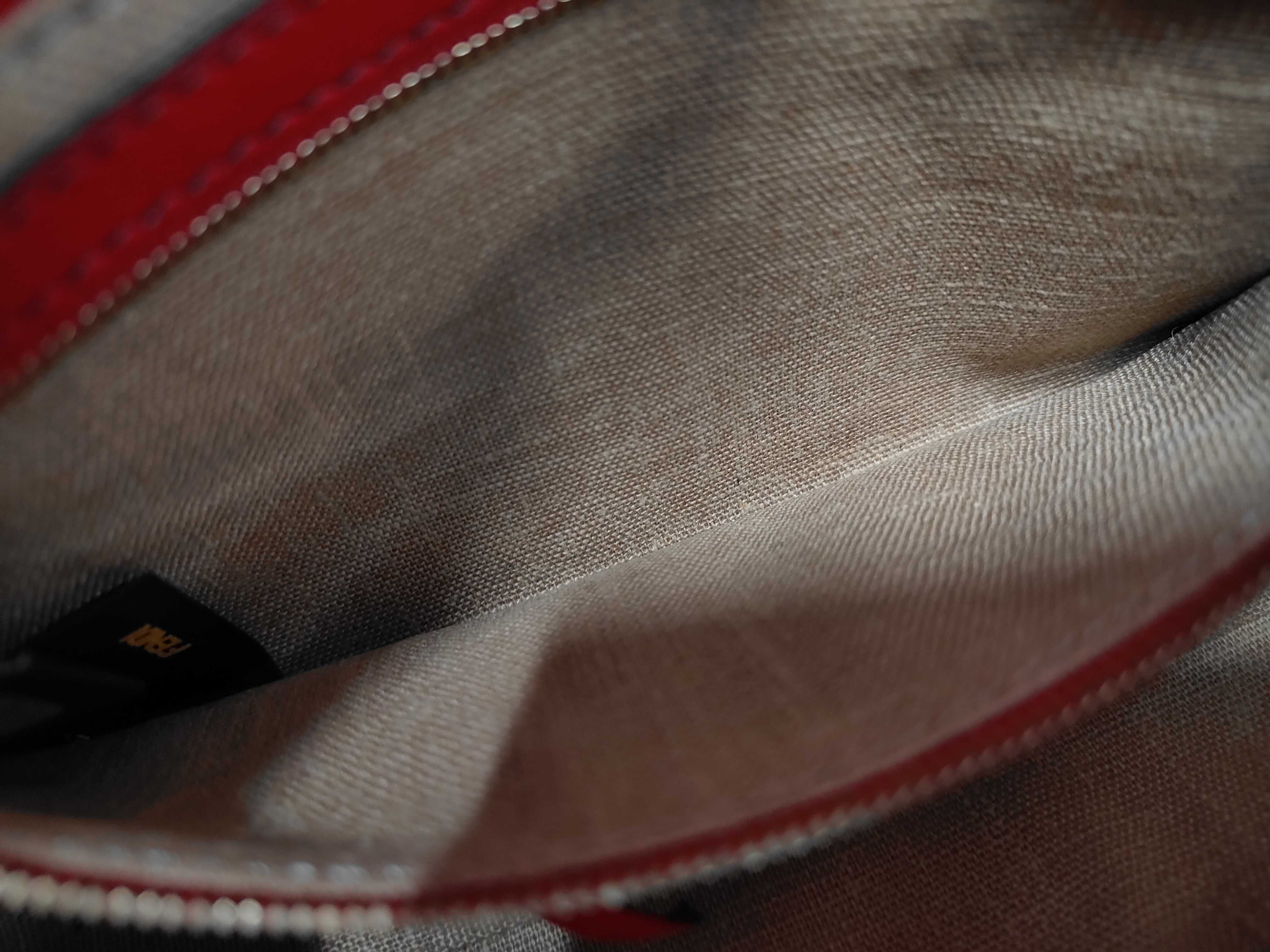 Mamma Bucket Leather 2-way Red Shoulder Bag — view 10