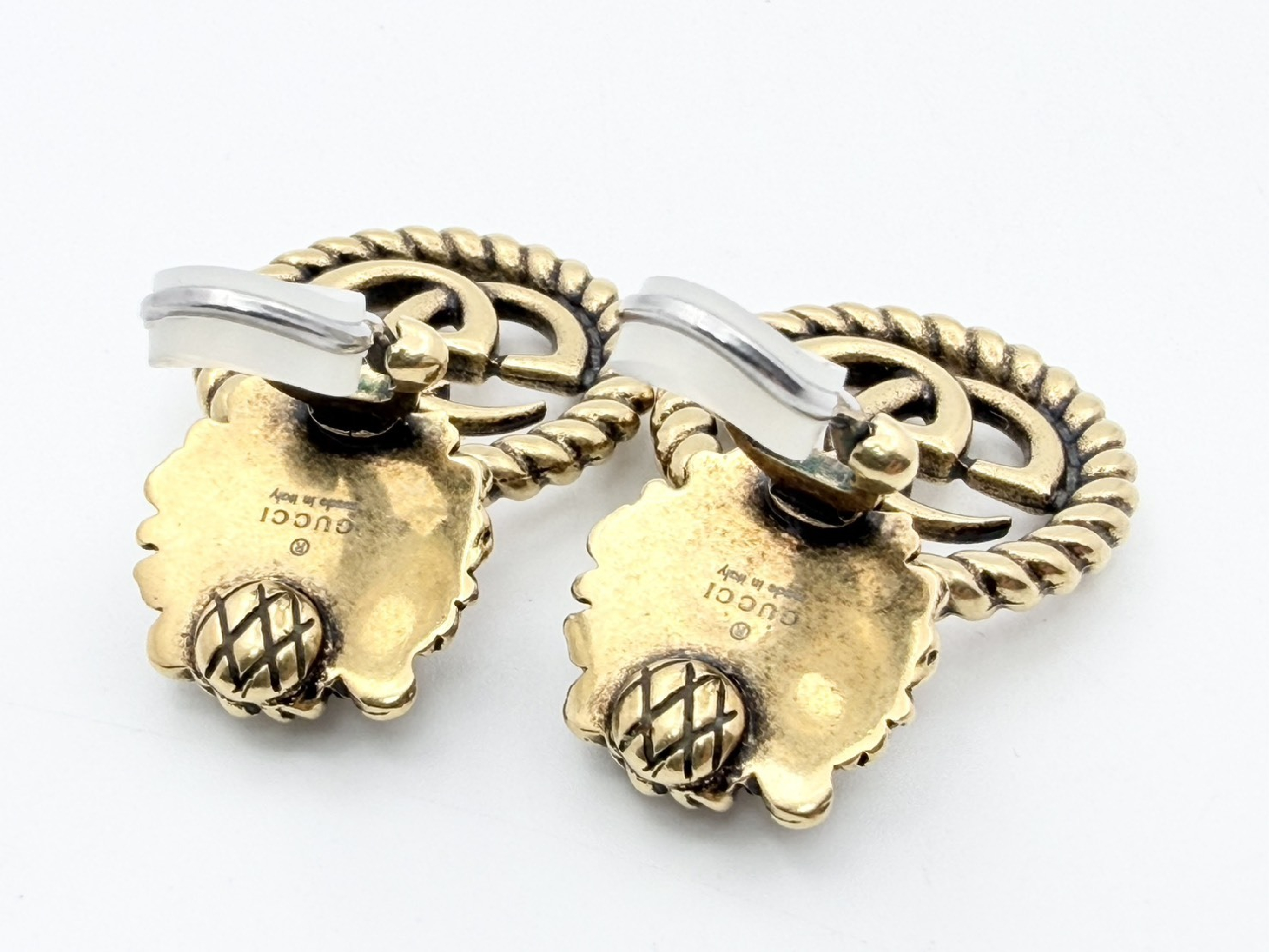Double G GG Marmont Logo Lion Head Aged Gold Bronze Gold Earrings — view 4