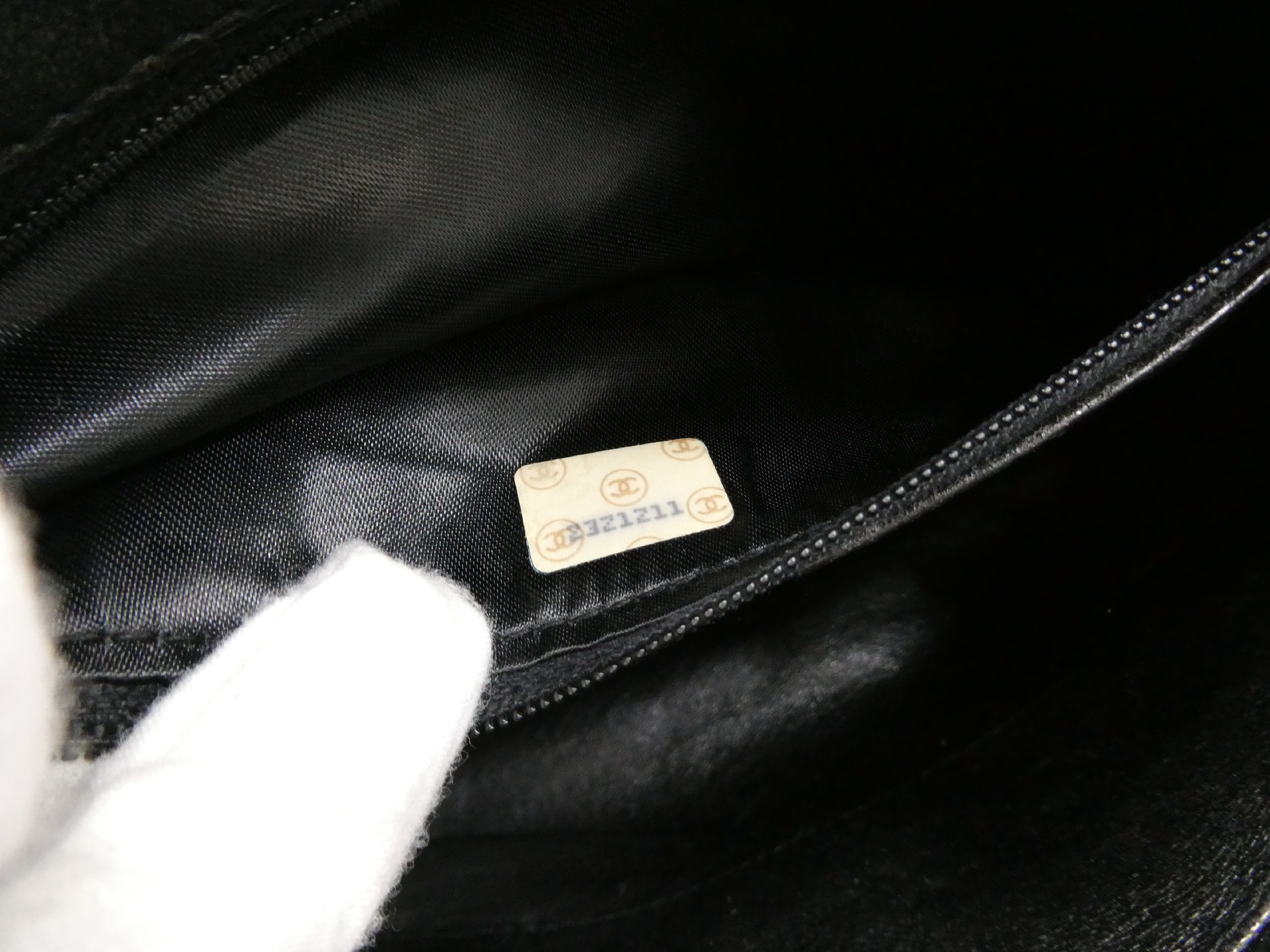 Bias Stitch Coco Mark Fringe Chain Shoulder Bag — view 9